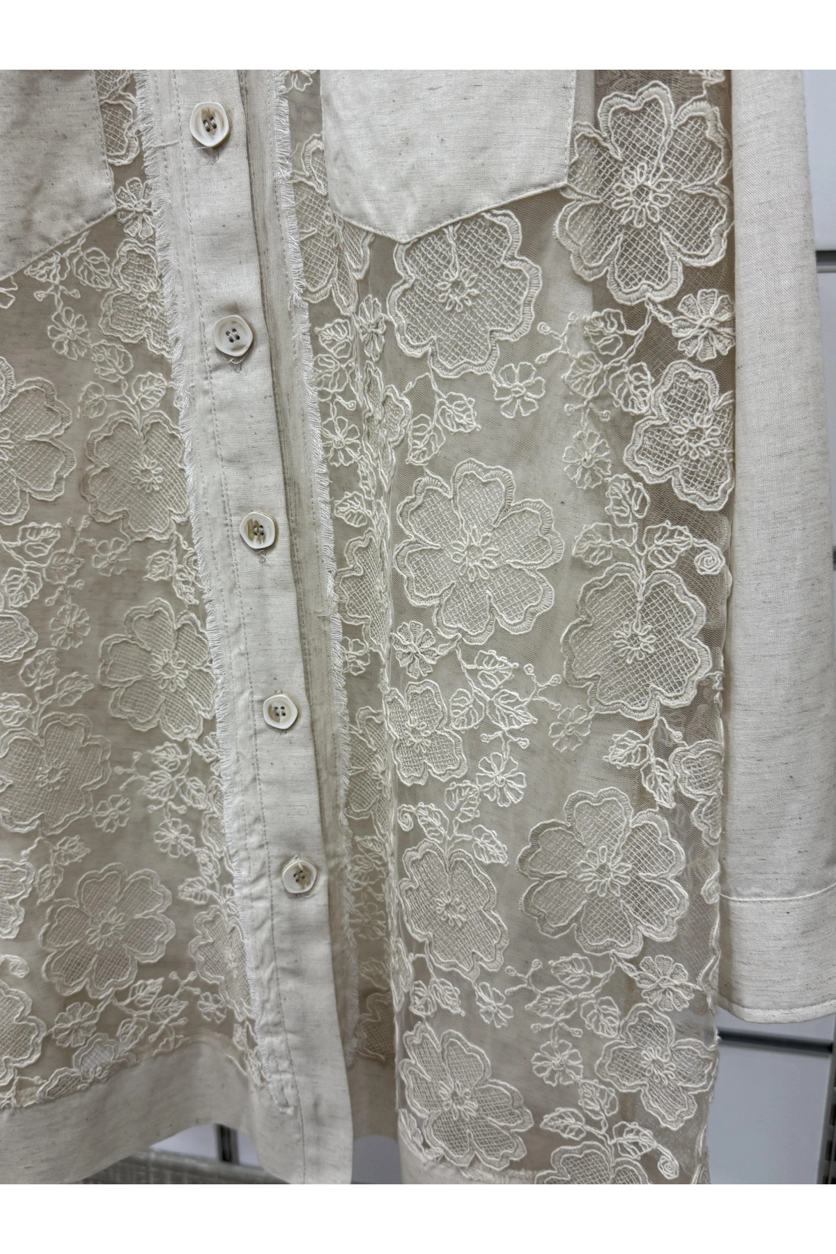 Fuat Gürşen Güpür İşlme Düğmeli Kap 3612