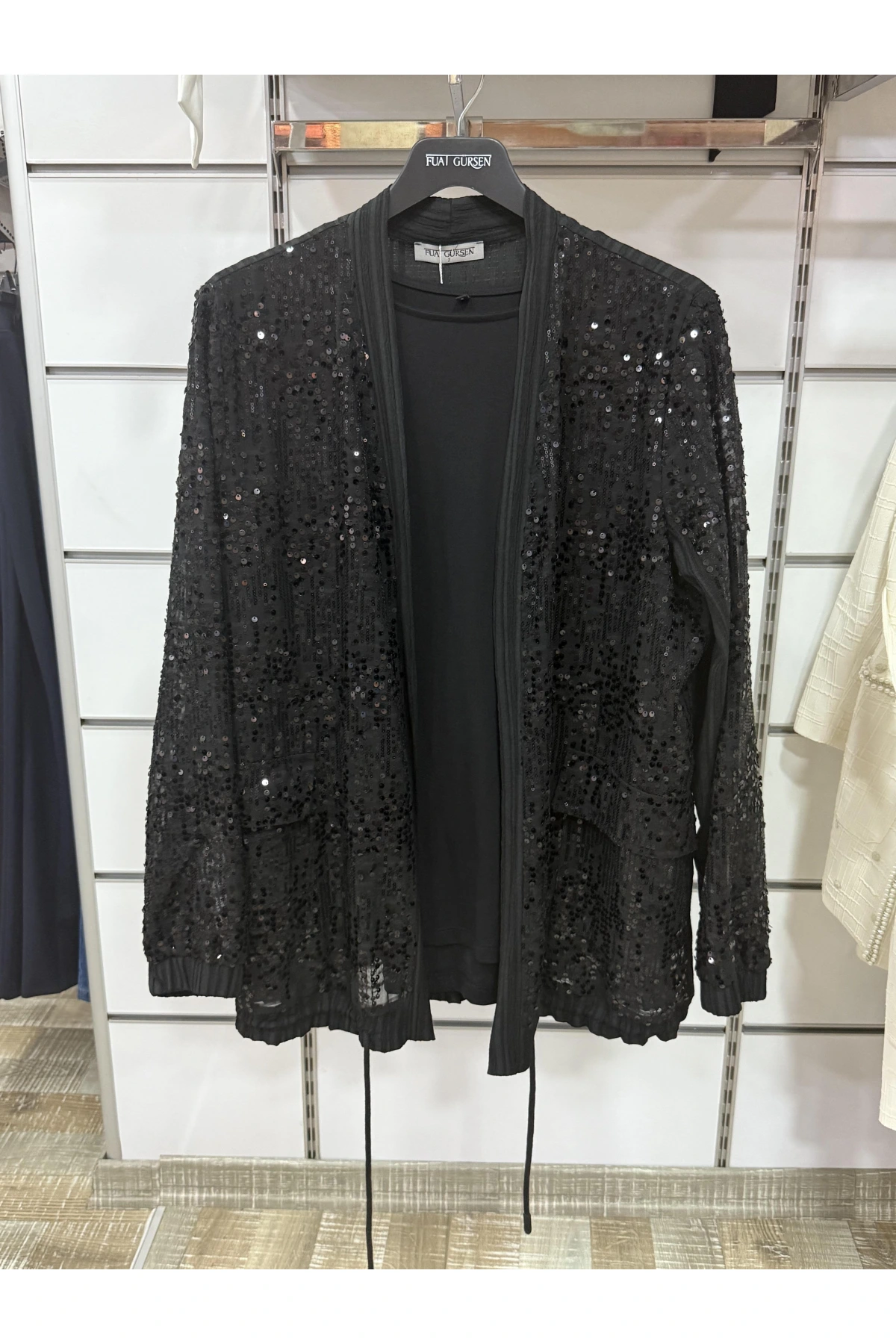 Fuat Gürşen Pul İşlemeli İkili Takım 3619