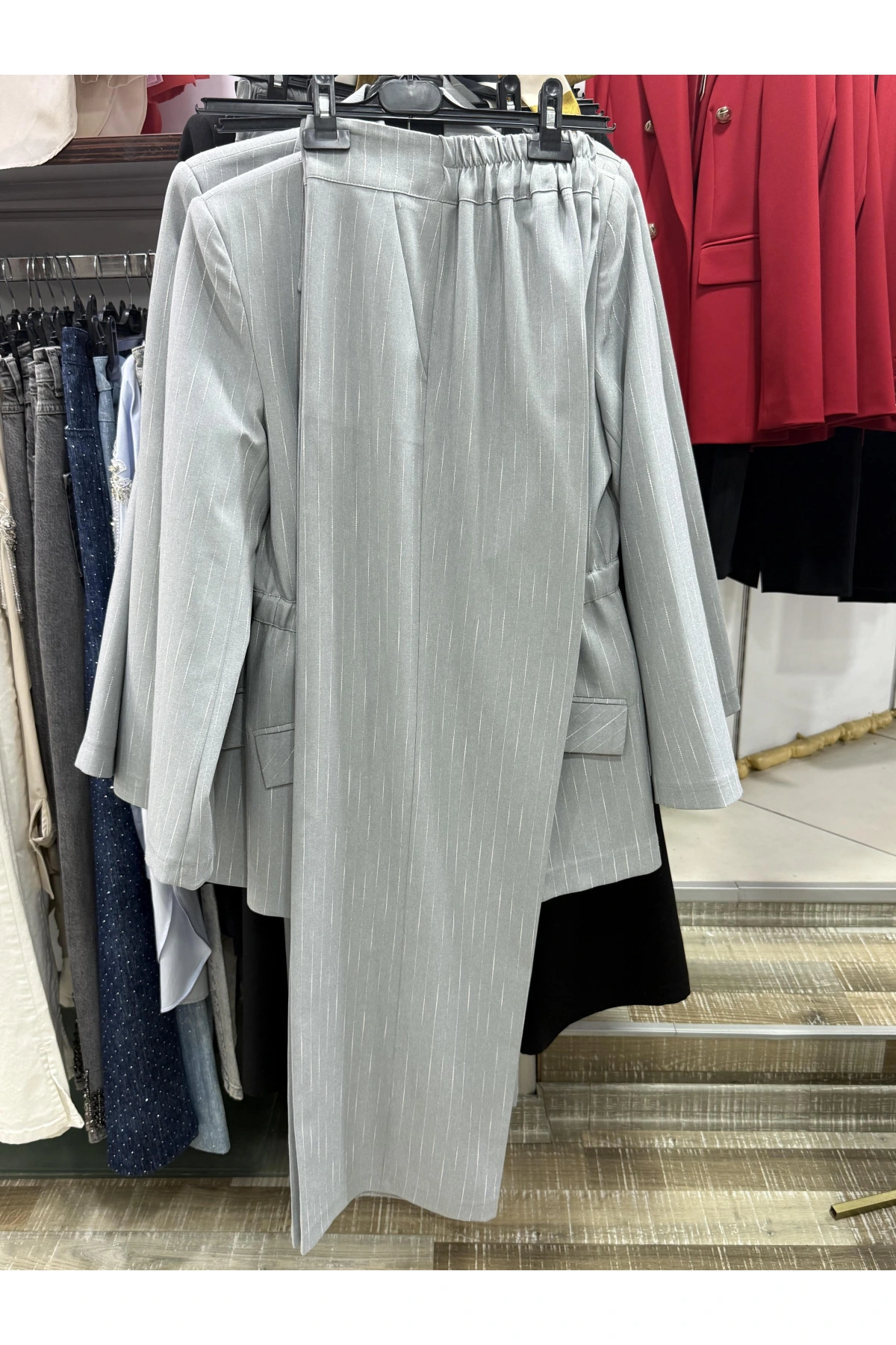 Milestone Çizgili Beli Kemerli Takım 687