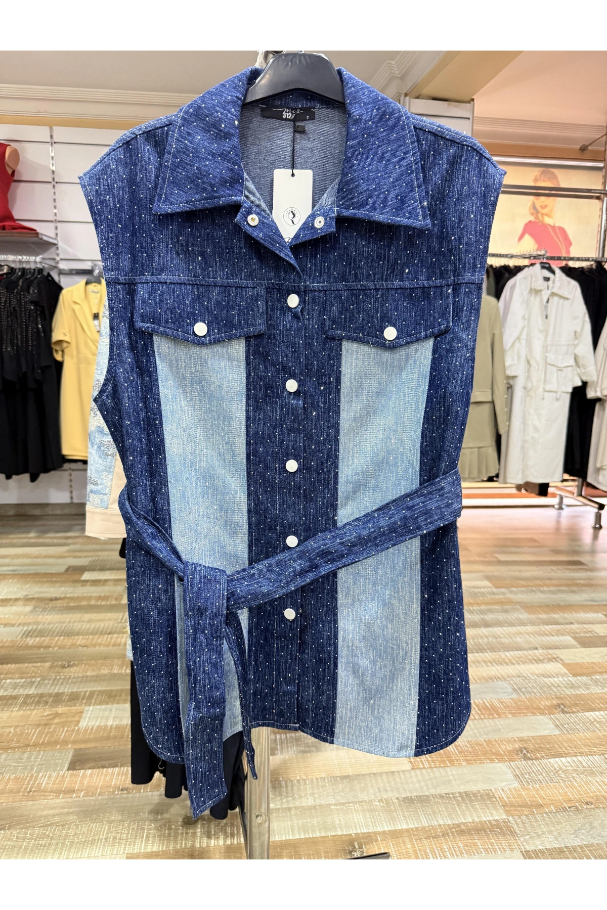 My312 Arkası Taşlı Kadın İndigo Yelek 9900