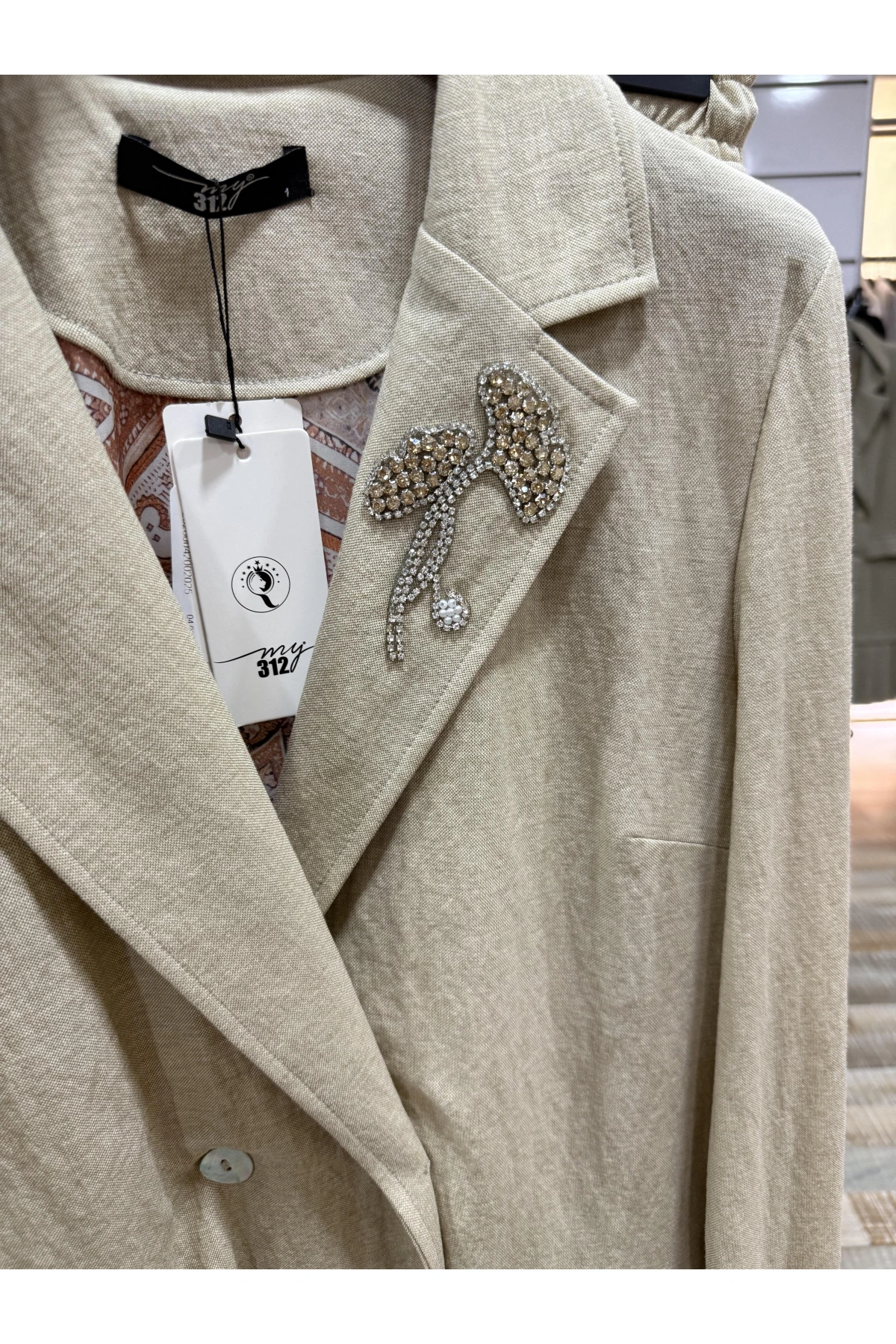 my312 Yakası Taşlı Takım 25S1400 Bej