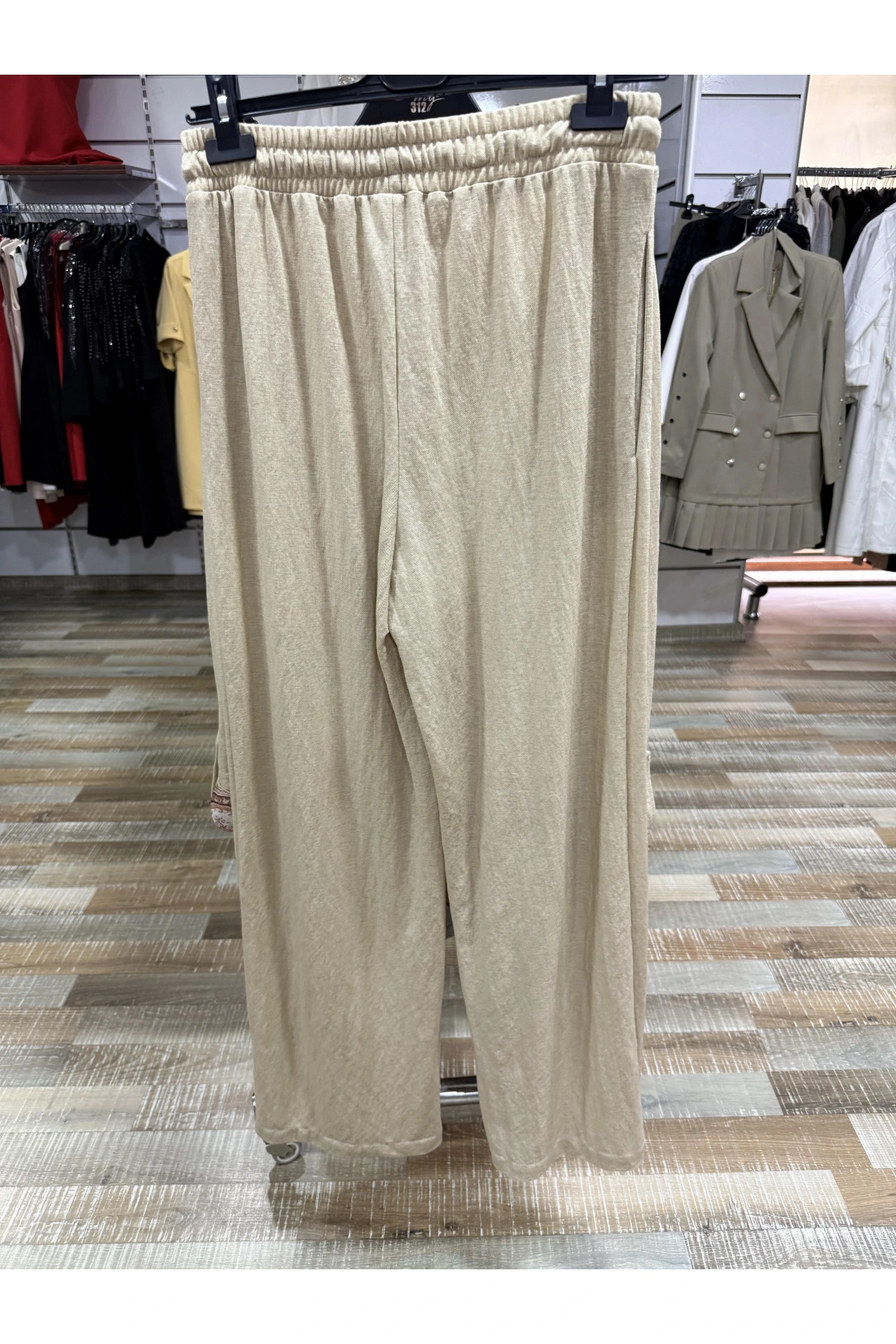 my312 Yakası Taşlı Takım 25S1400 Bej