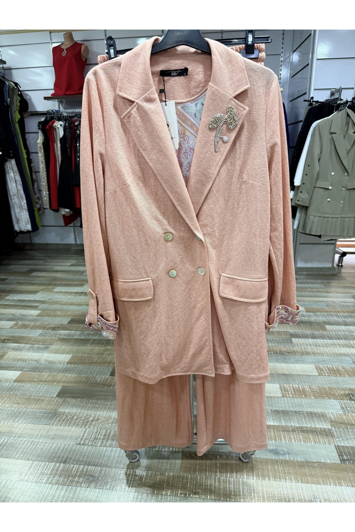 my312 Yakası Taşlı Takım 25S1400 Somon