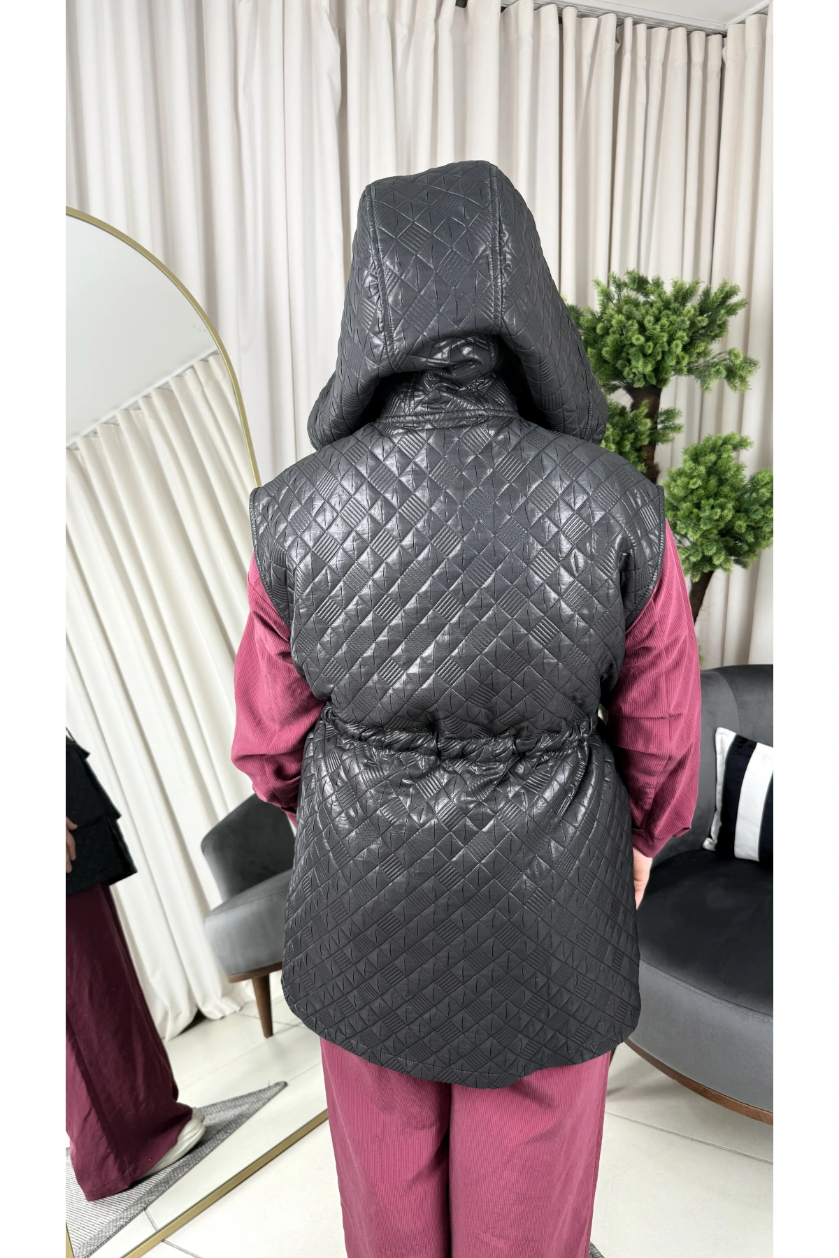 Nuss Cep Taşlı Kapitone Yelek 26K6022