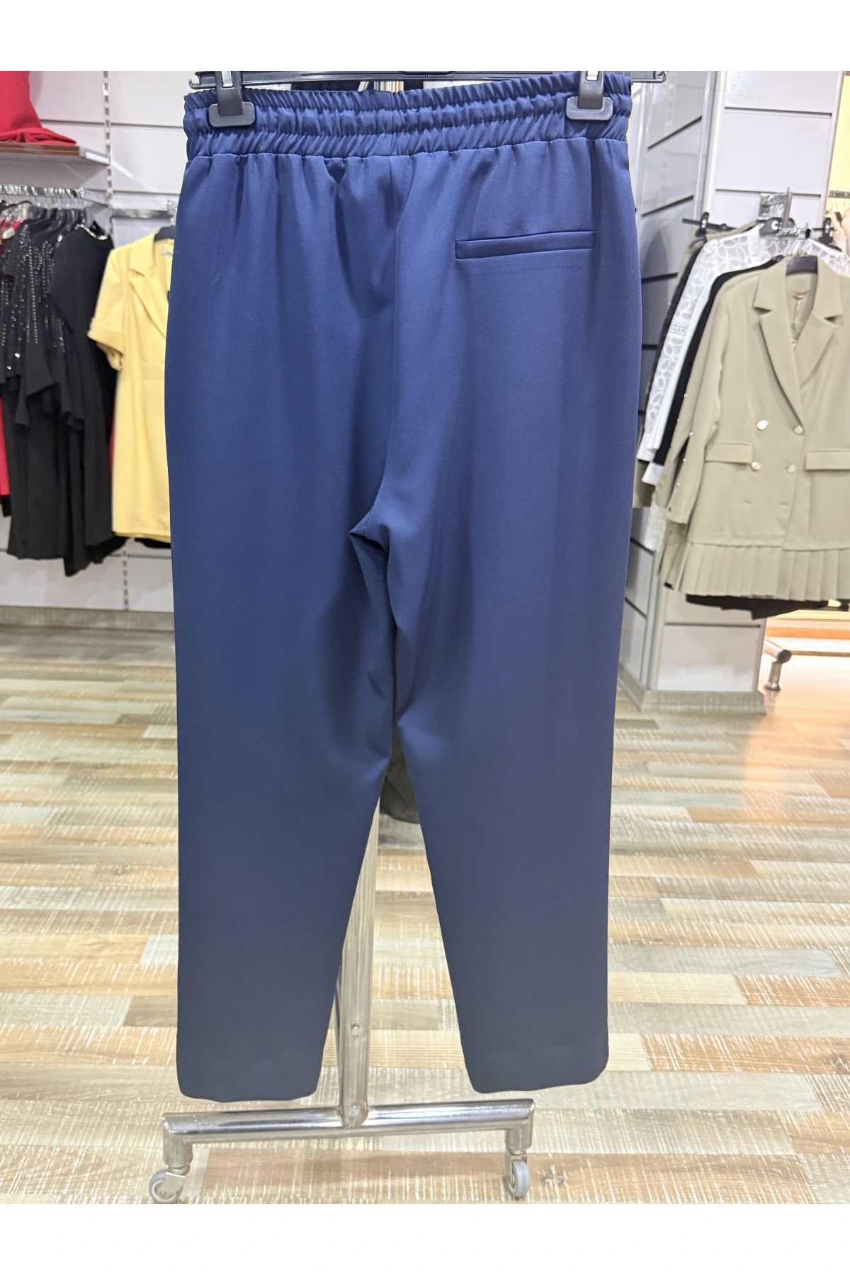 On Fashion Çimalı Ön Kısa Arka Uzun Pantolon 54334