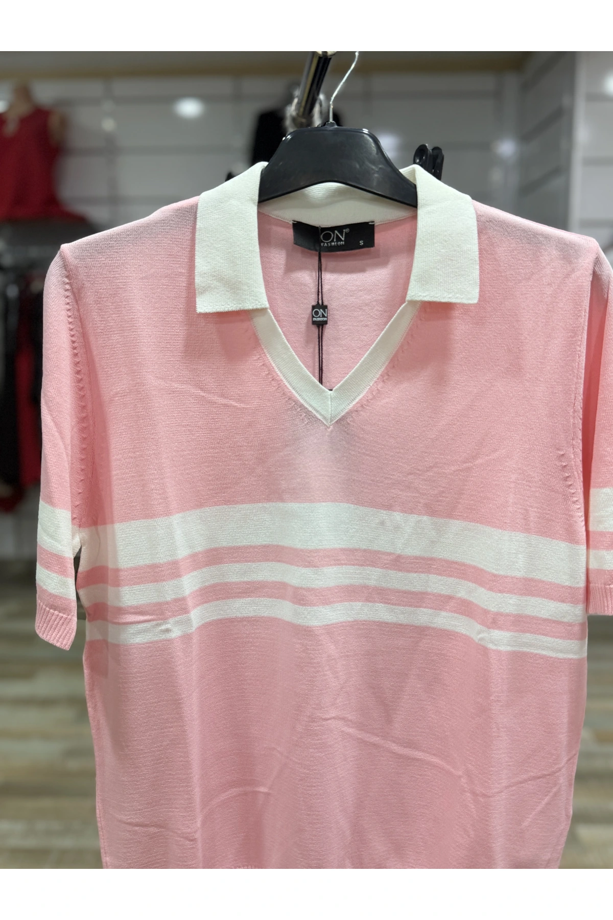 On Fashion Çizgi Detaylı Polo Yaka Kısa Kol Bluz 53300