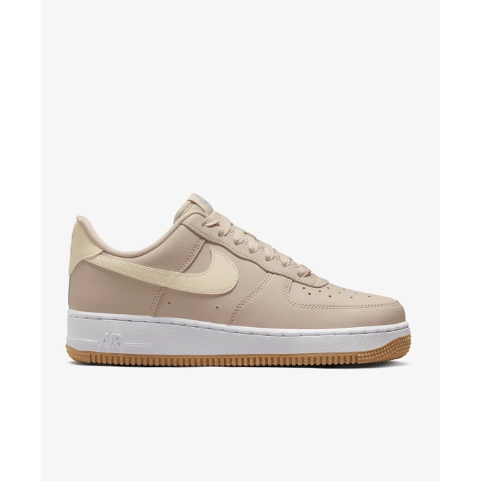 Nike Air Force 1 07 kadın low-top sneaker