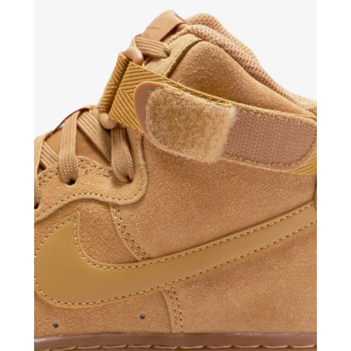 Nike Air Force 1 High LV8 3 (39 NUMARA)