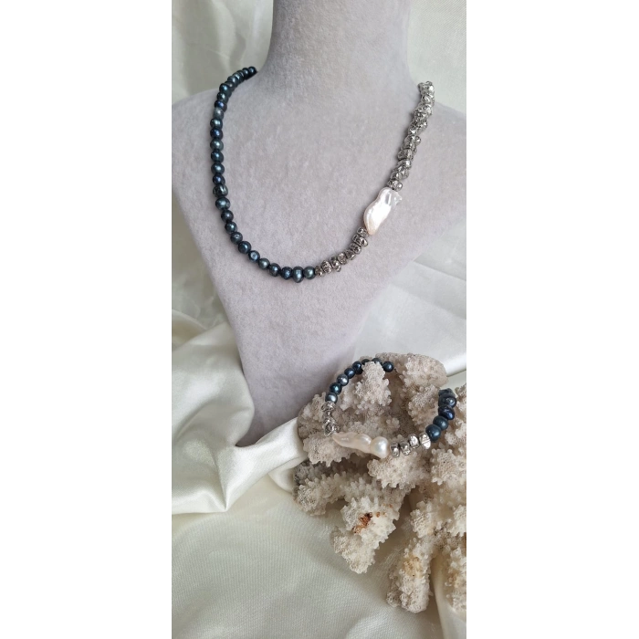 925 AYAR GÜMÜŞ KAPAMALI SİYAH İNCİ VE LAV TAŞI ZARİF KOLYE BİLEKLİK SET