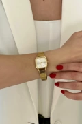 Nut Model Gold İçi Beyaz Kadın Kol Saati