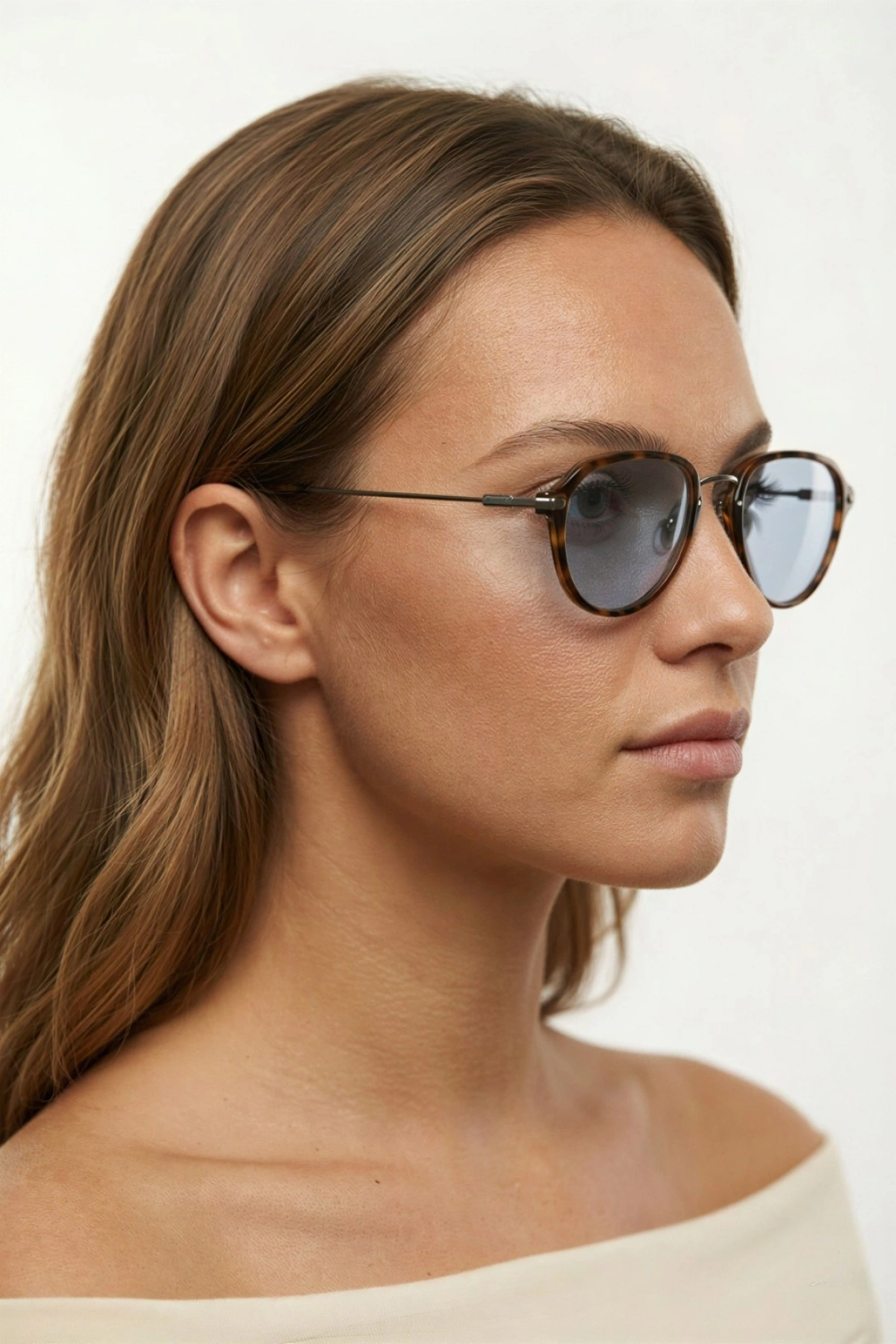 Damla Model Yarı Saydam Kadın Güneş Gözlüğü