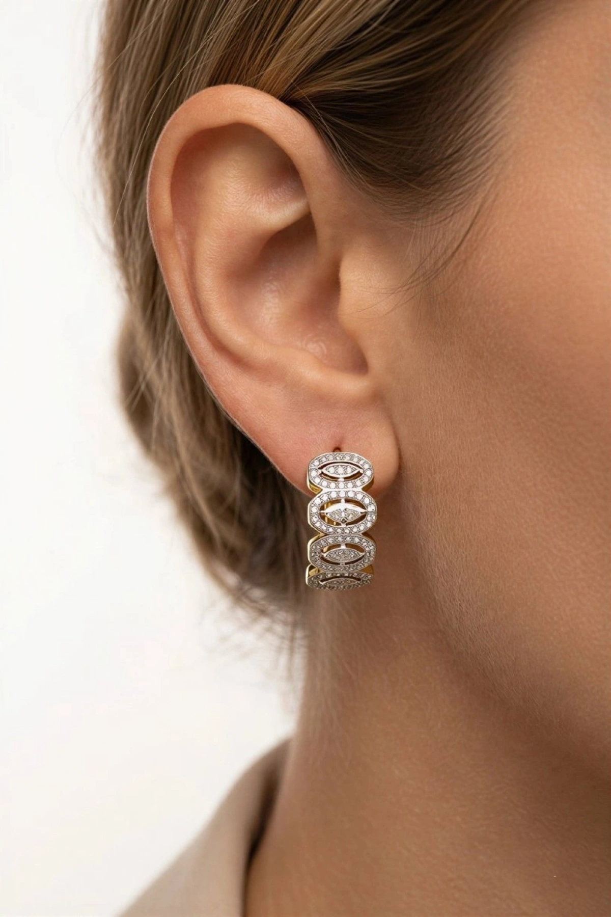 Taş Detay Elips Model Gold Altın Kaplama Küpe