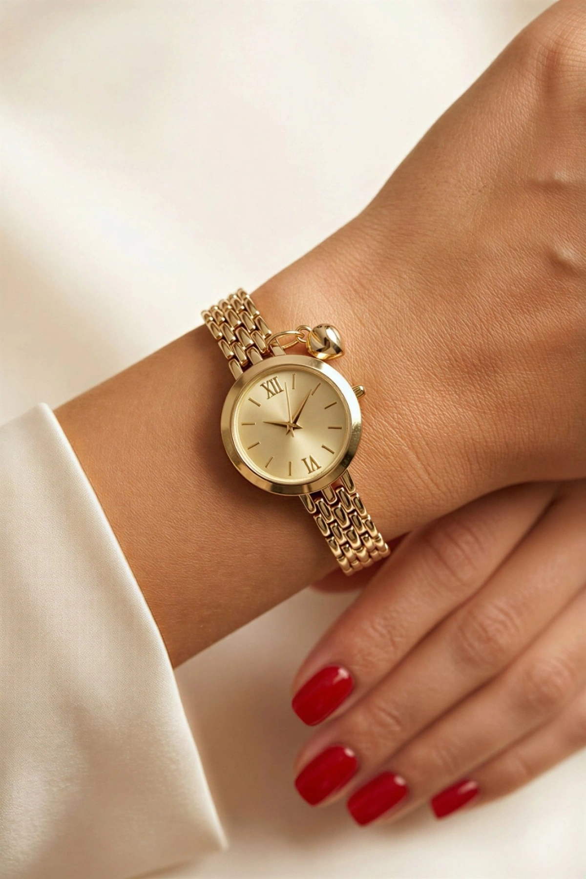 Plaka Model Gold İçi Gold Kadın Kol Saati