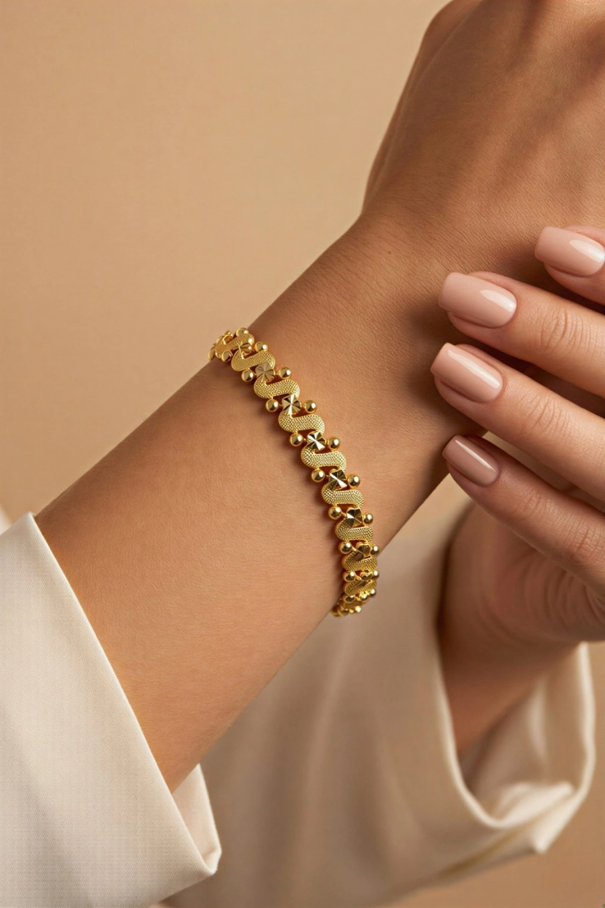 Sarmaşık Model Dorika Detay Gold Altın Kaplama Bileklik