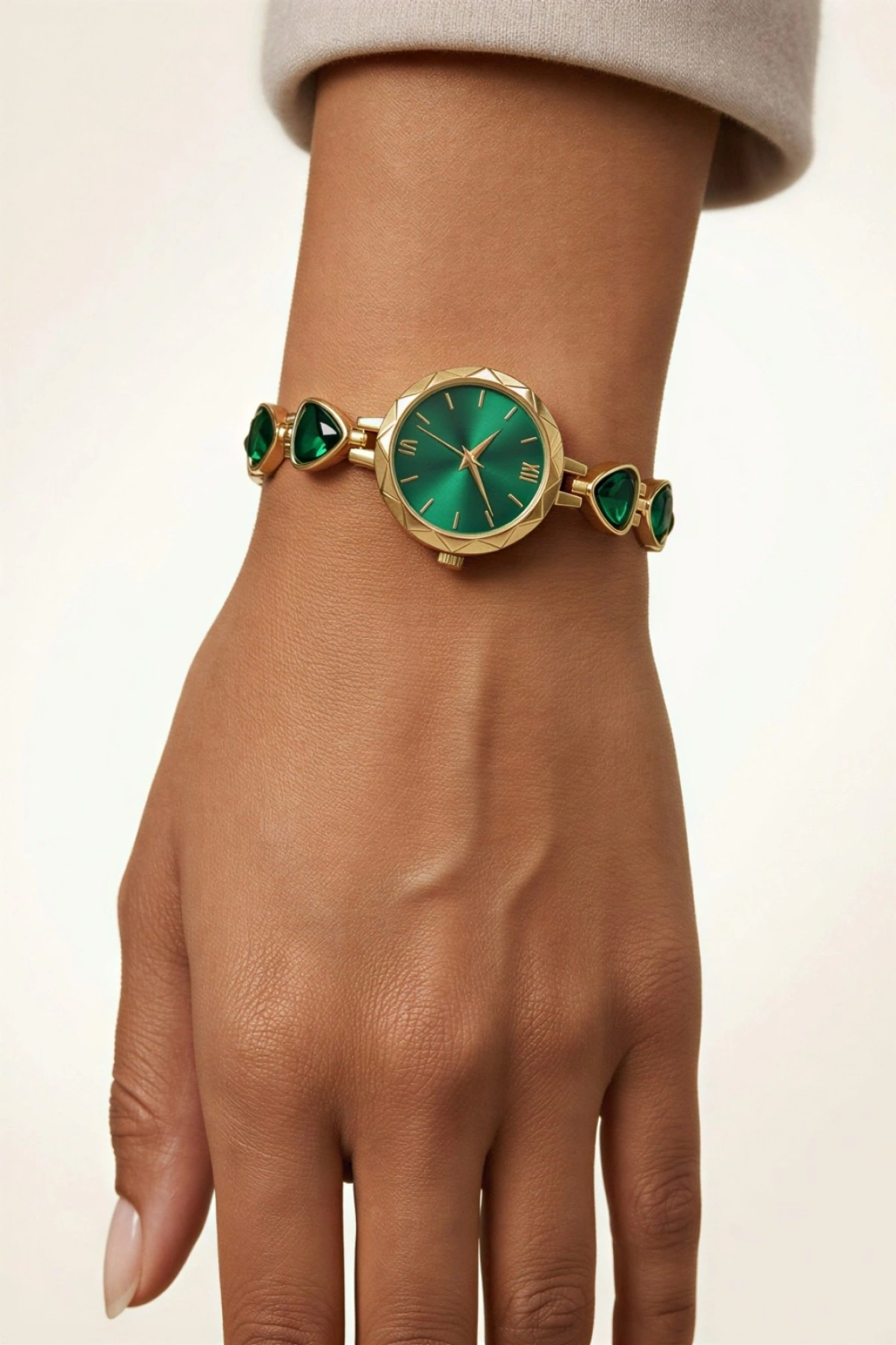 Damla Elmas Model Gold İçi Zümrüt Kadın Kol Saati