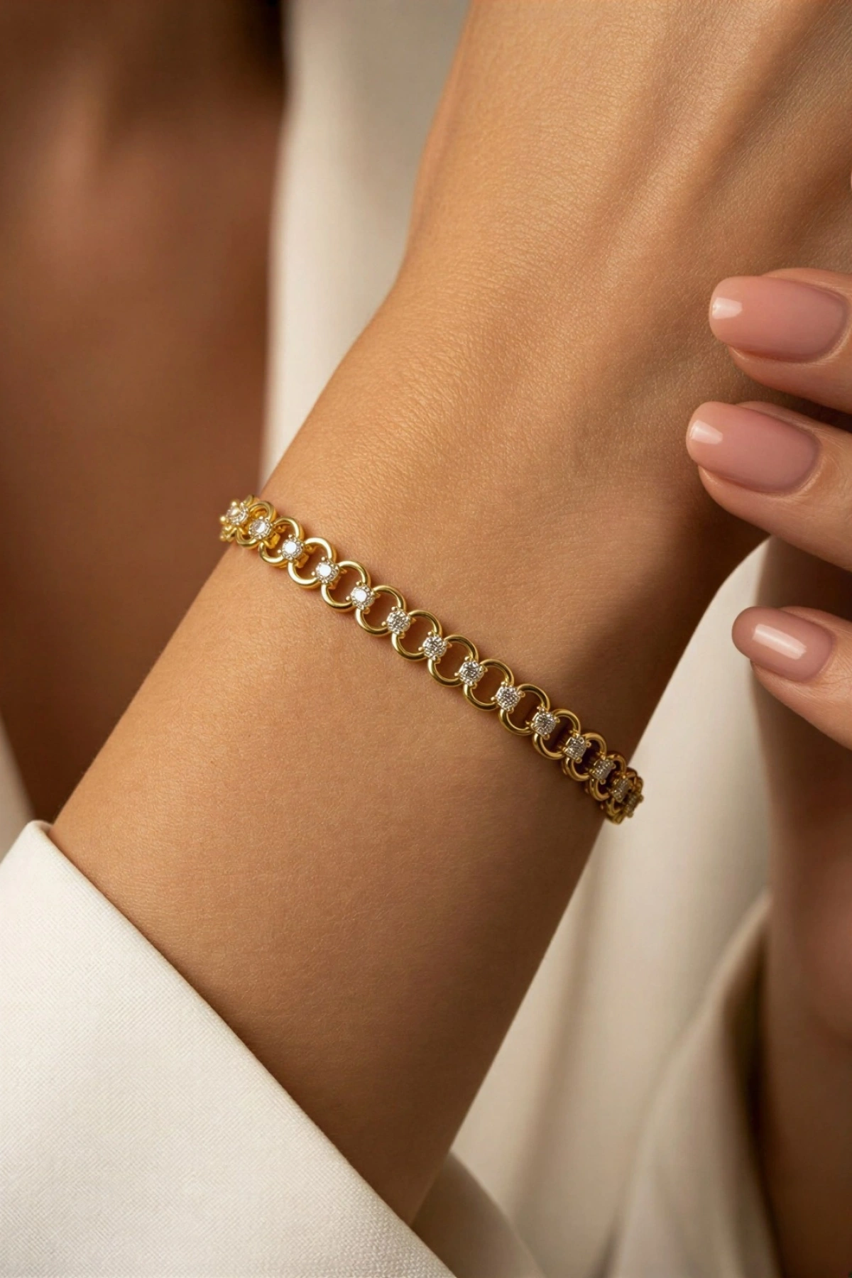 Sıralı Halka Arası Taş Detay Gold Altın Kaplama Bileklik