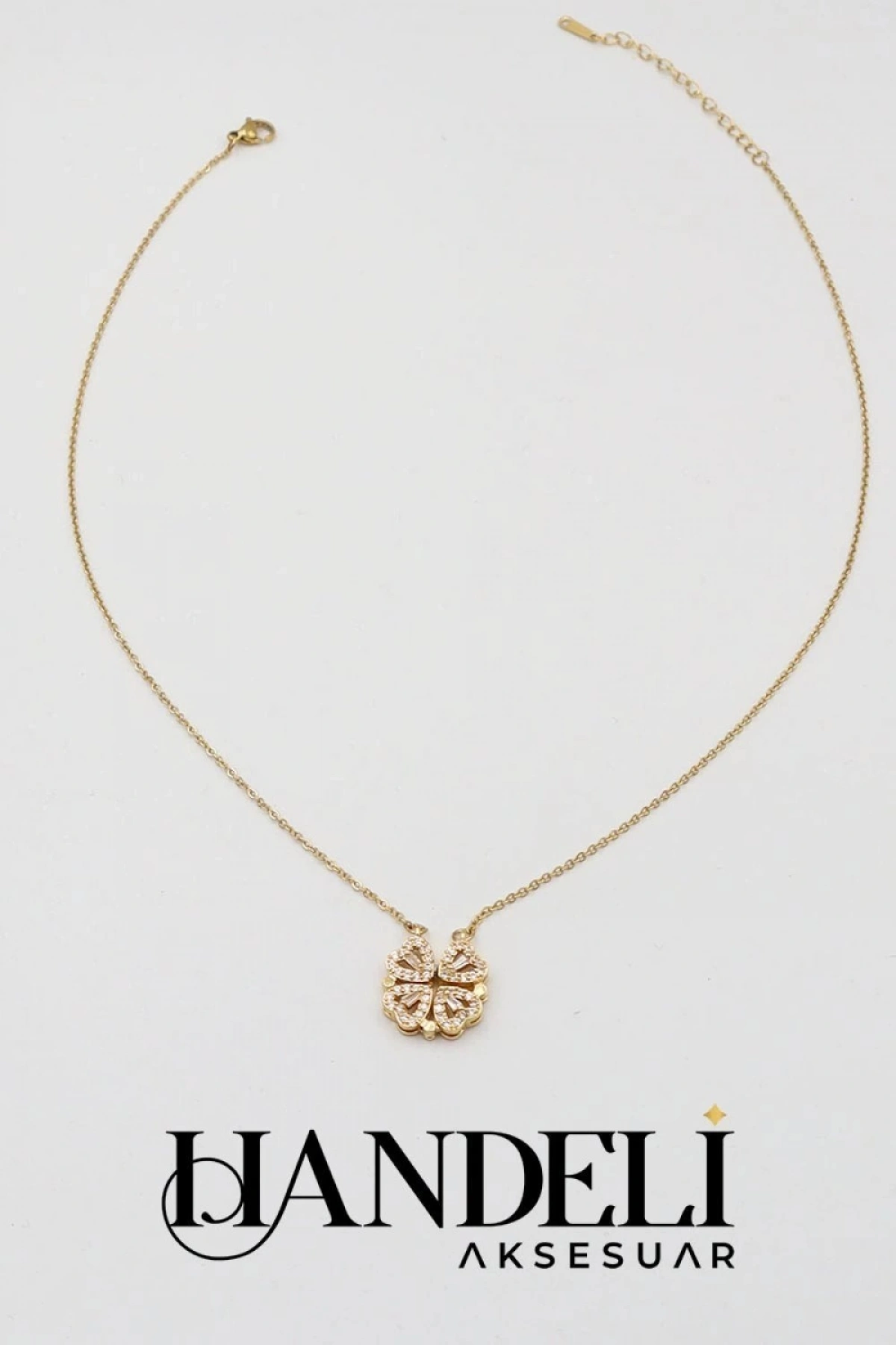 Yonca Model Açılır Kalp Beyaz Altın Kaplama Kolye