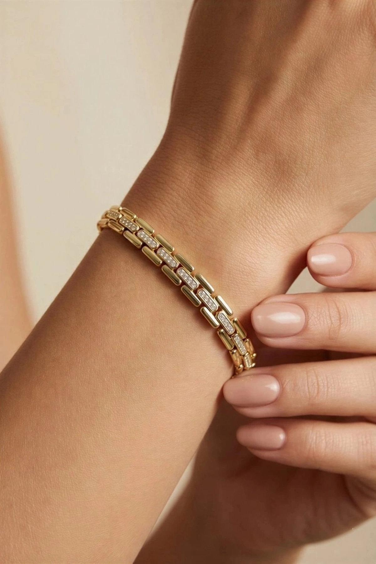 Taş Detay Ray Model Gold Altın Kaplama Bileklik