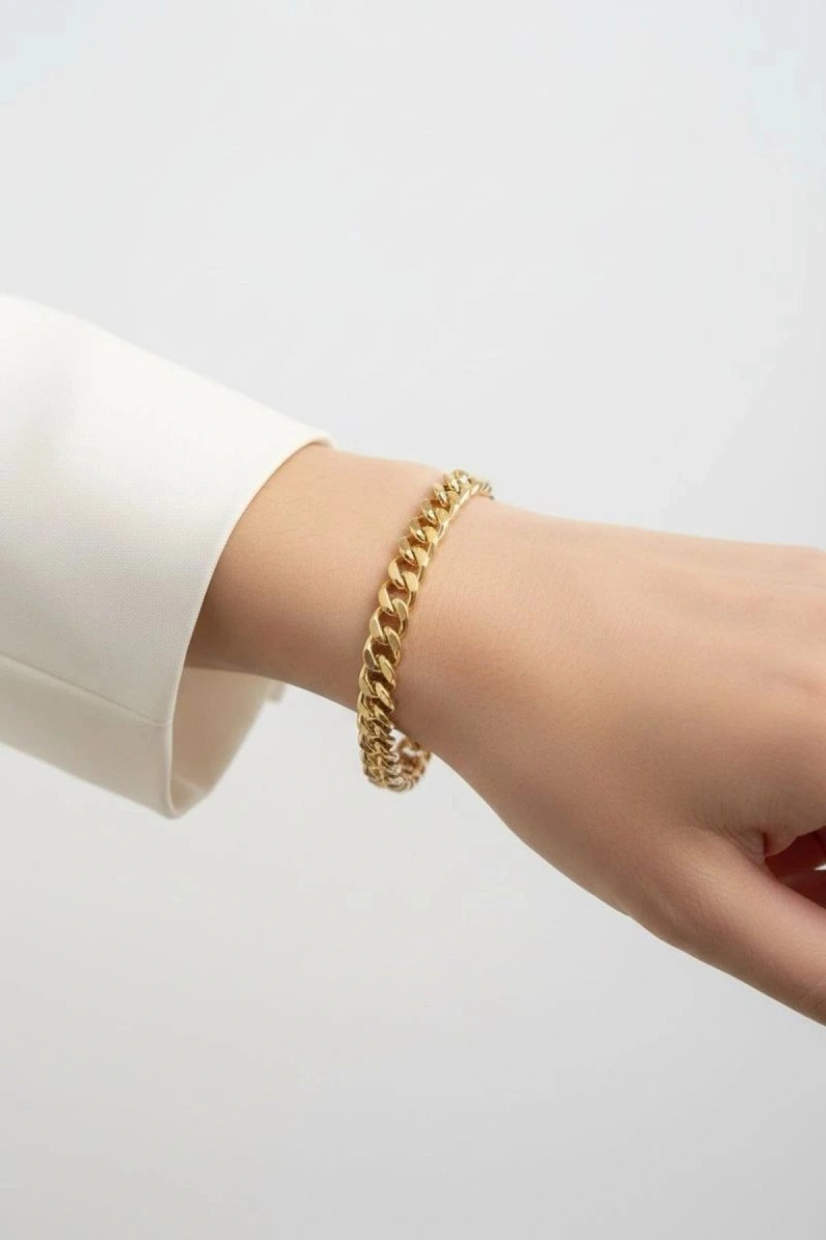 Düz Sıra Geçme Model Gold Altın Kaplama Bileklik