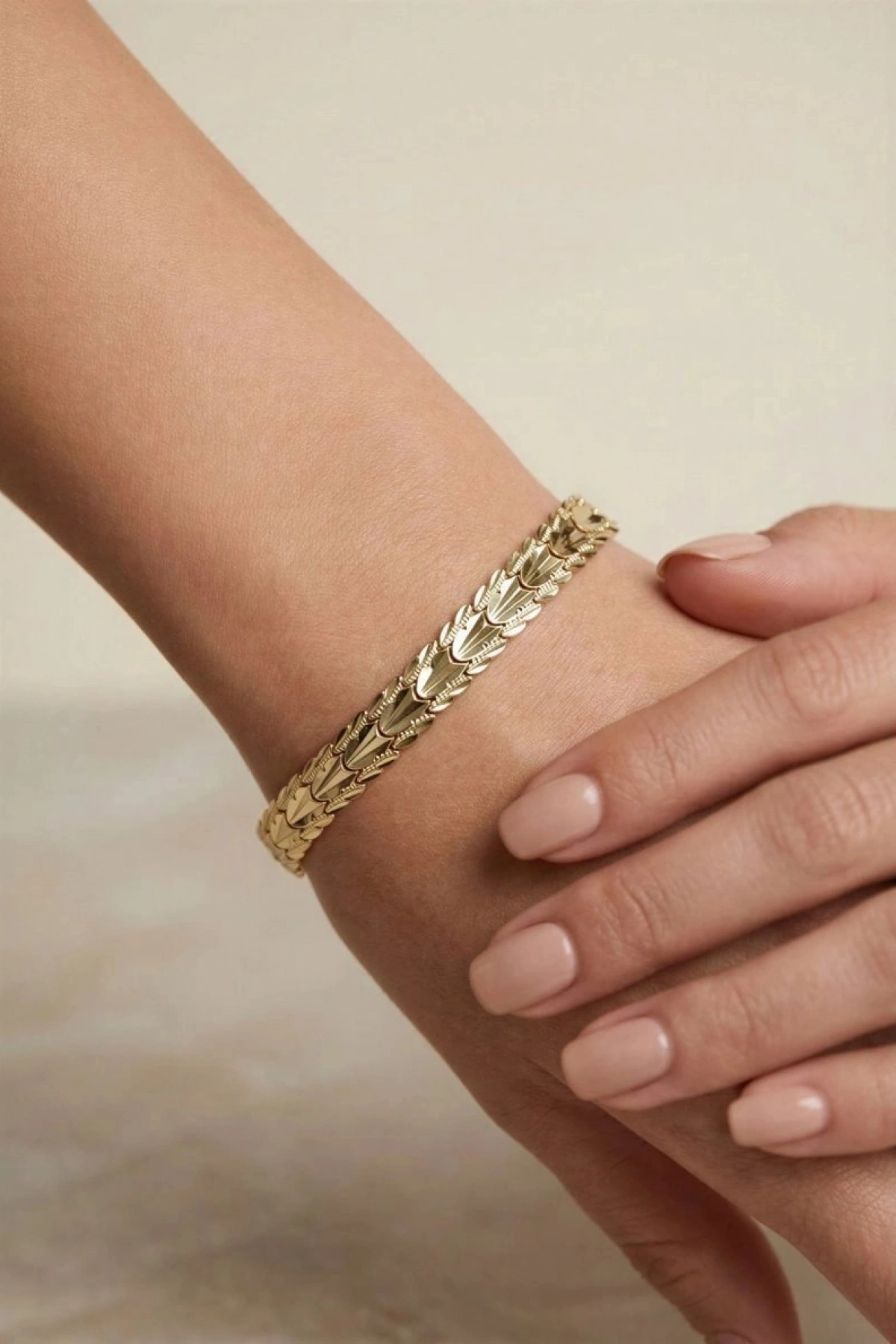 Desenli Başak Model Gold Altın Kaplama Bileklik