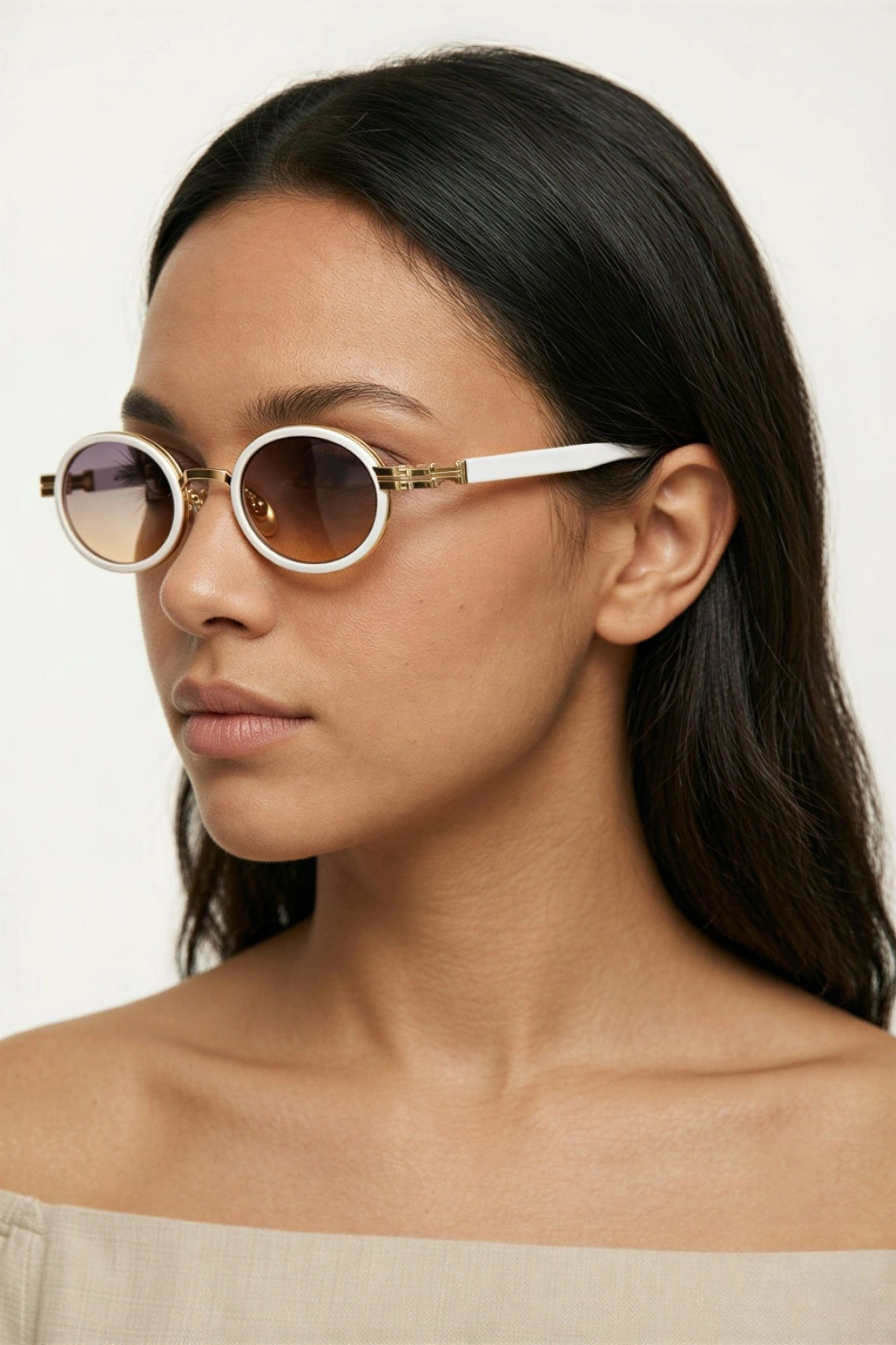 Oval Renkli Kadın Güneş Gözlüğü