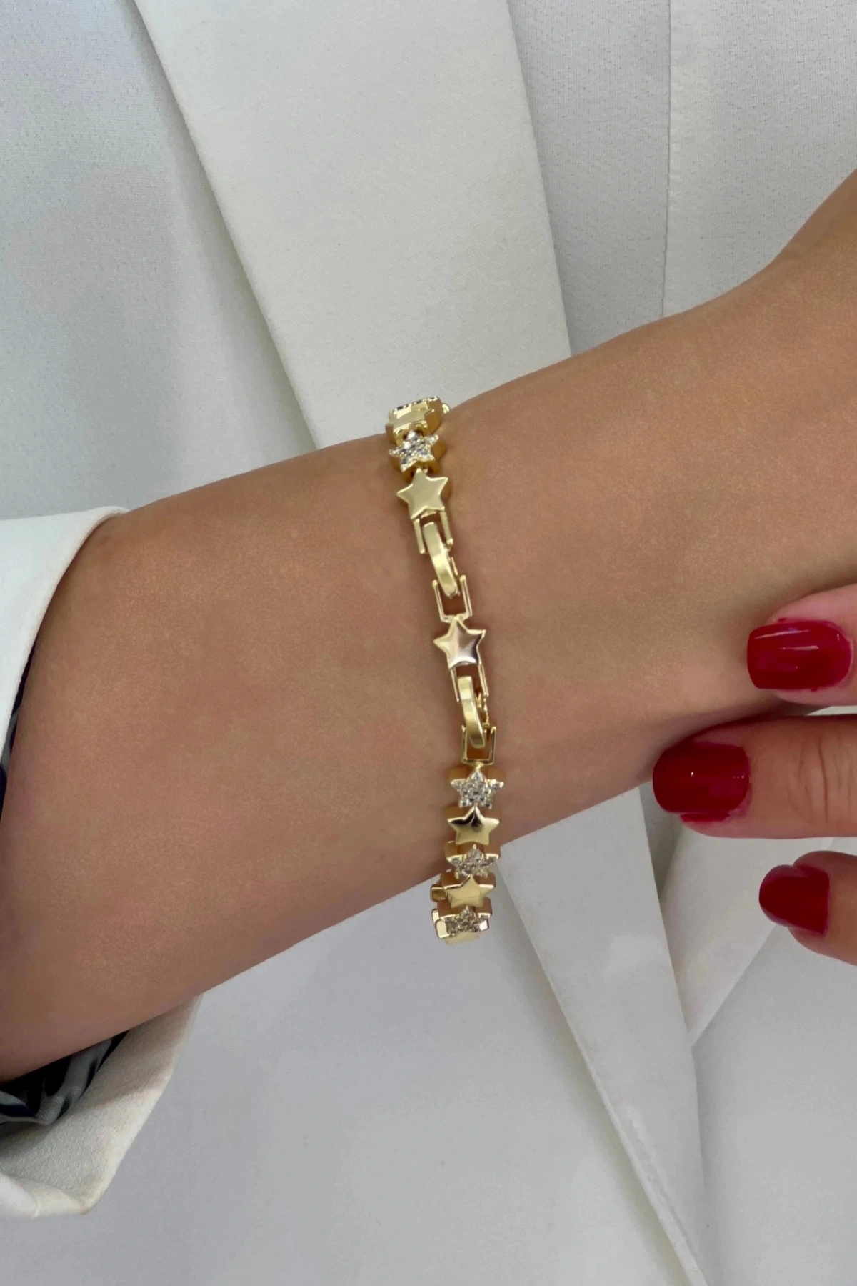 Sıralı Yıldız Model Taş Detay Gold Altın Kaplama Bileklik