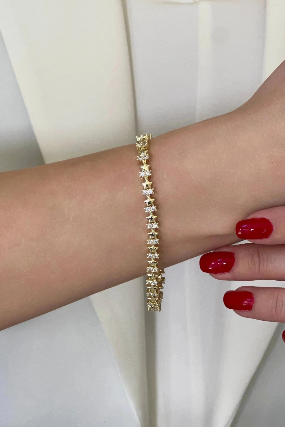 Sıralı Taşlı Yıldız Model Gold Altın Kaplama Bileklik