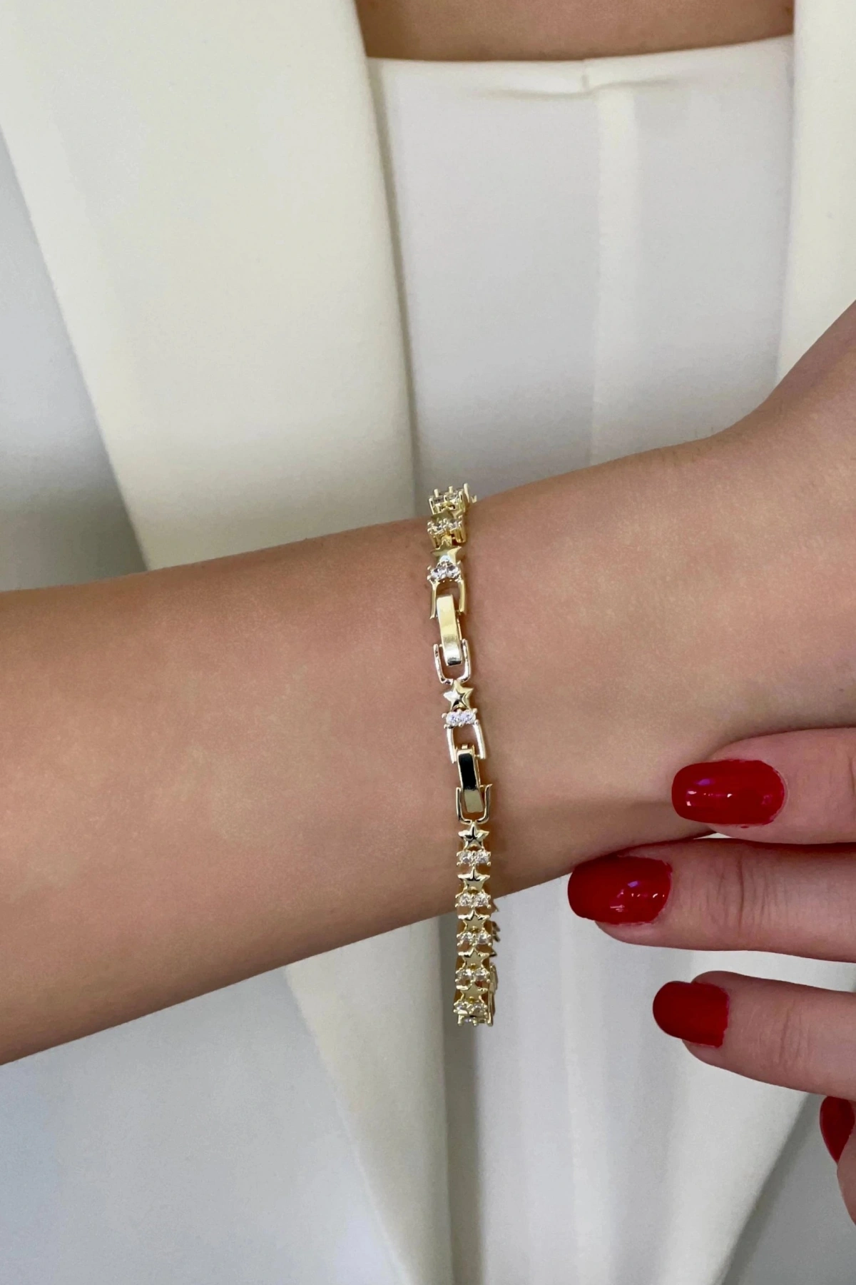 Sıralı Taşlı Yıldız Model Gold Altın Kaplama Bileklik