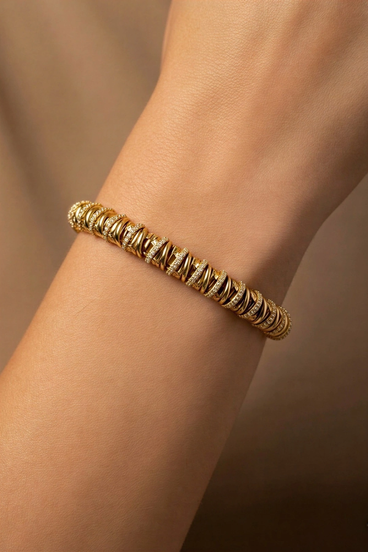 Eğik Halka Model Gold Altın Kaplama Bileklik