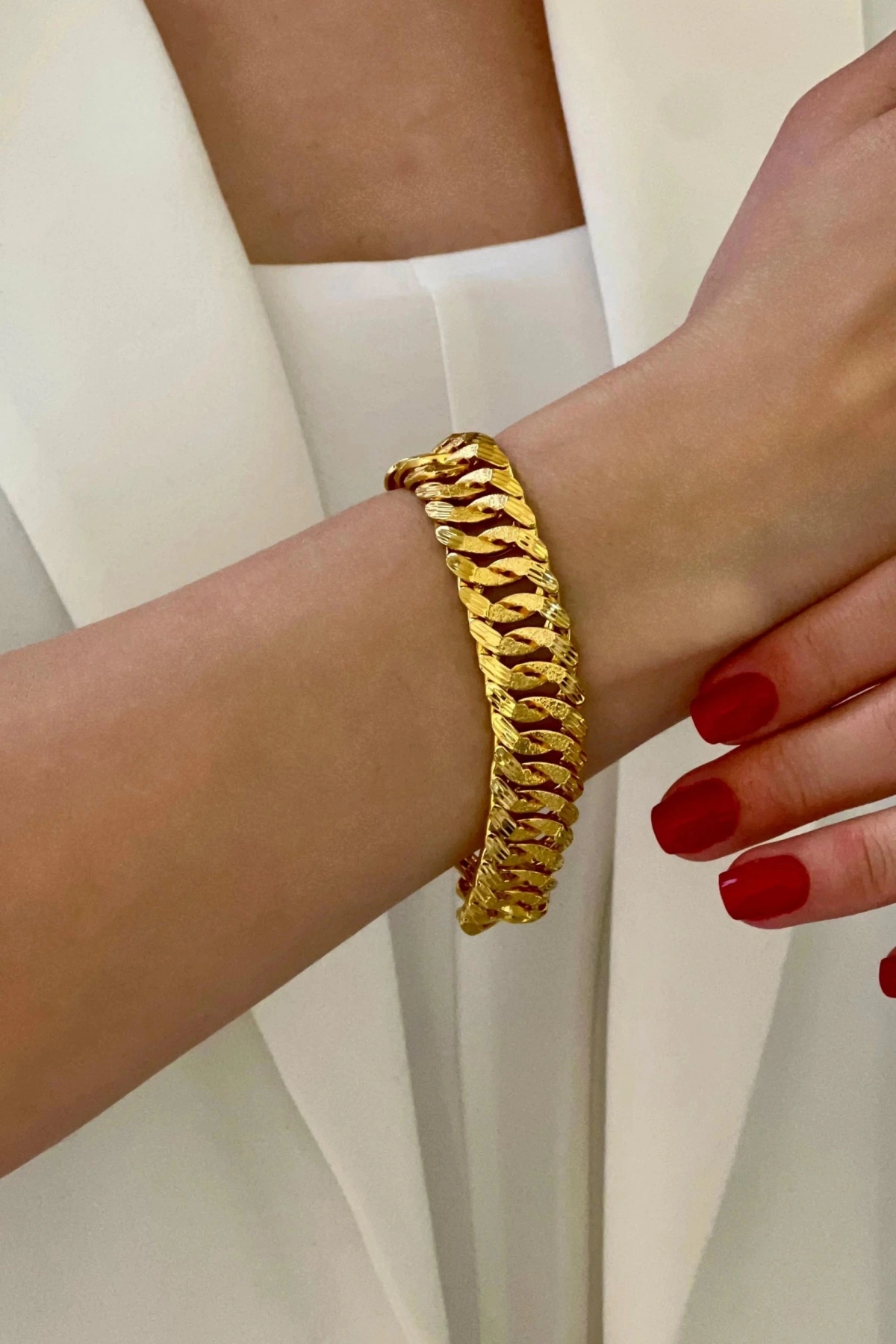 Sık Geçişli Samanyolu Model Gold Altın Kaplama Bileklik