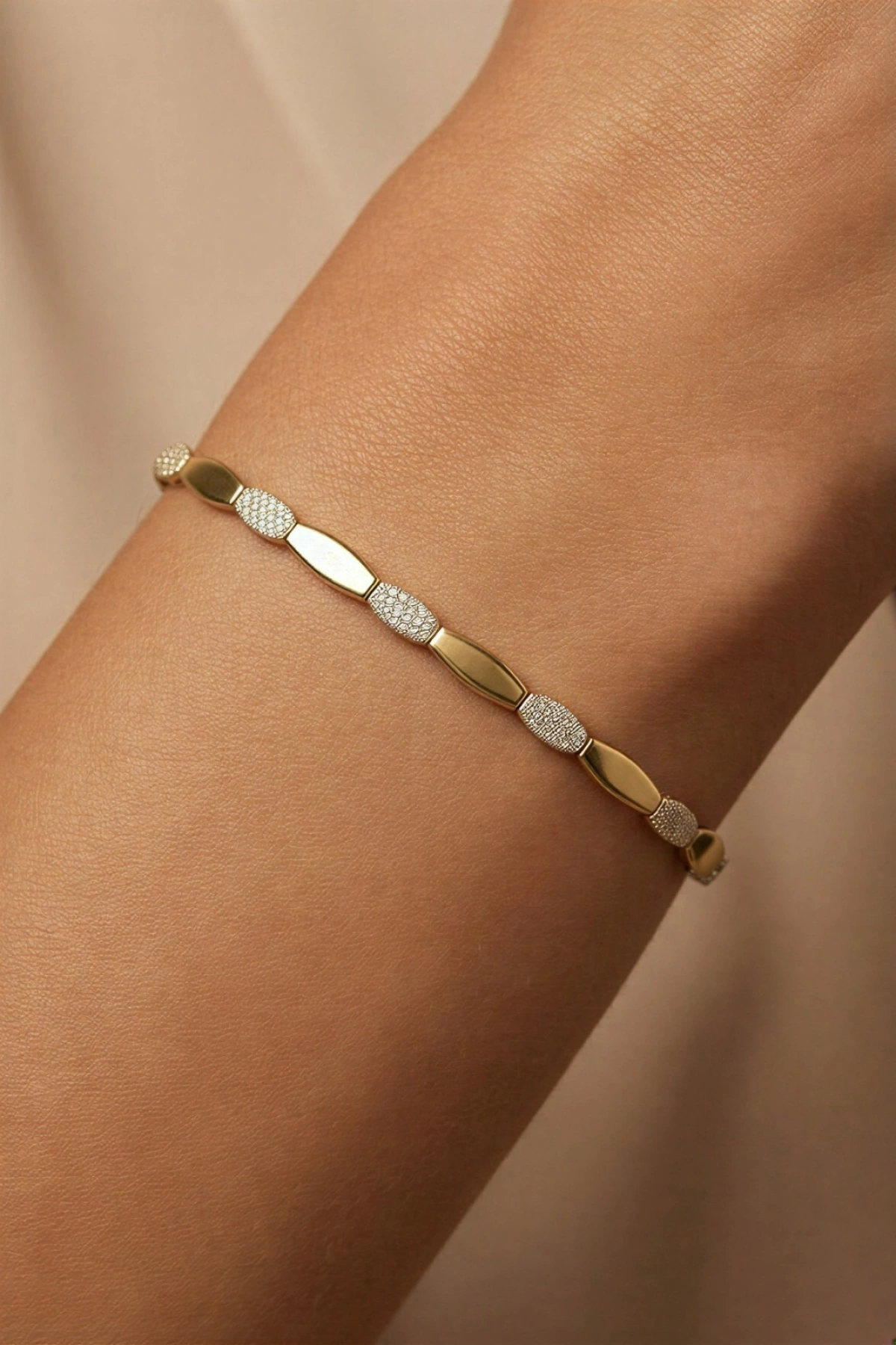 Oval Dikdörtgen Model Taş Detay Gold Altın Kaplama Bileklik