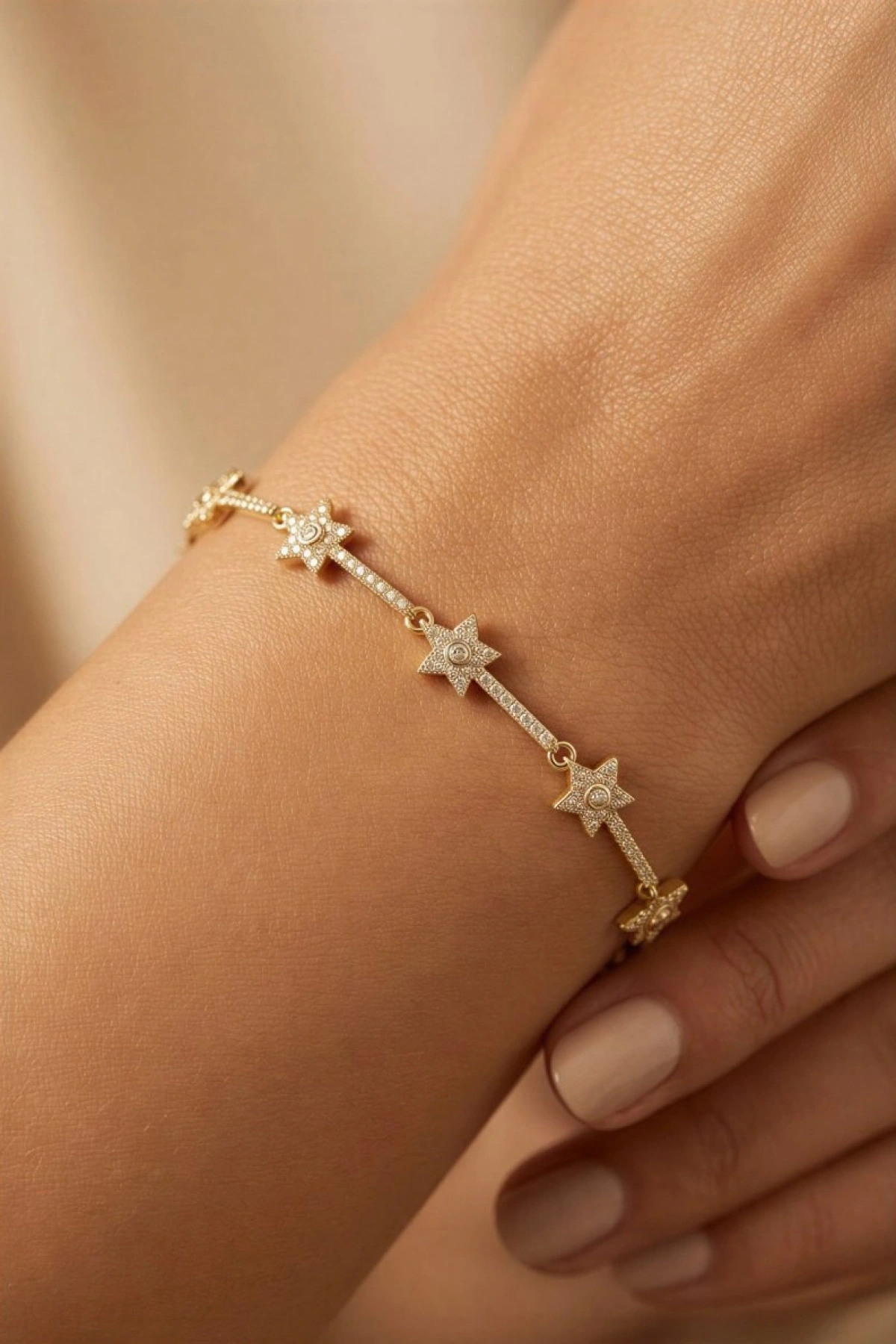 Minik Yıldız Model Gold Altın Kaplama Bileklik