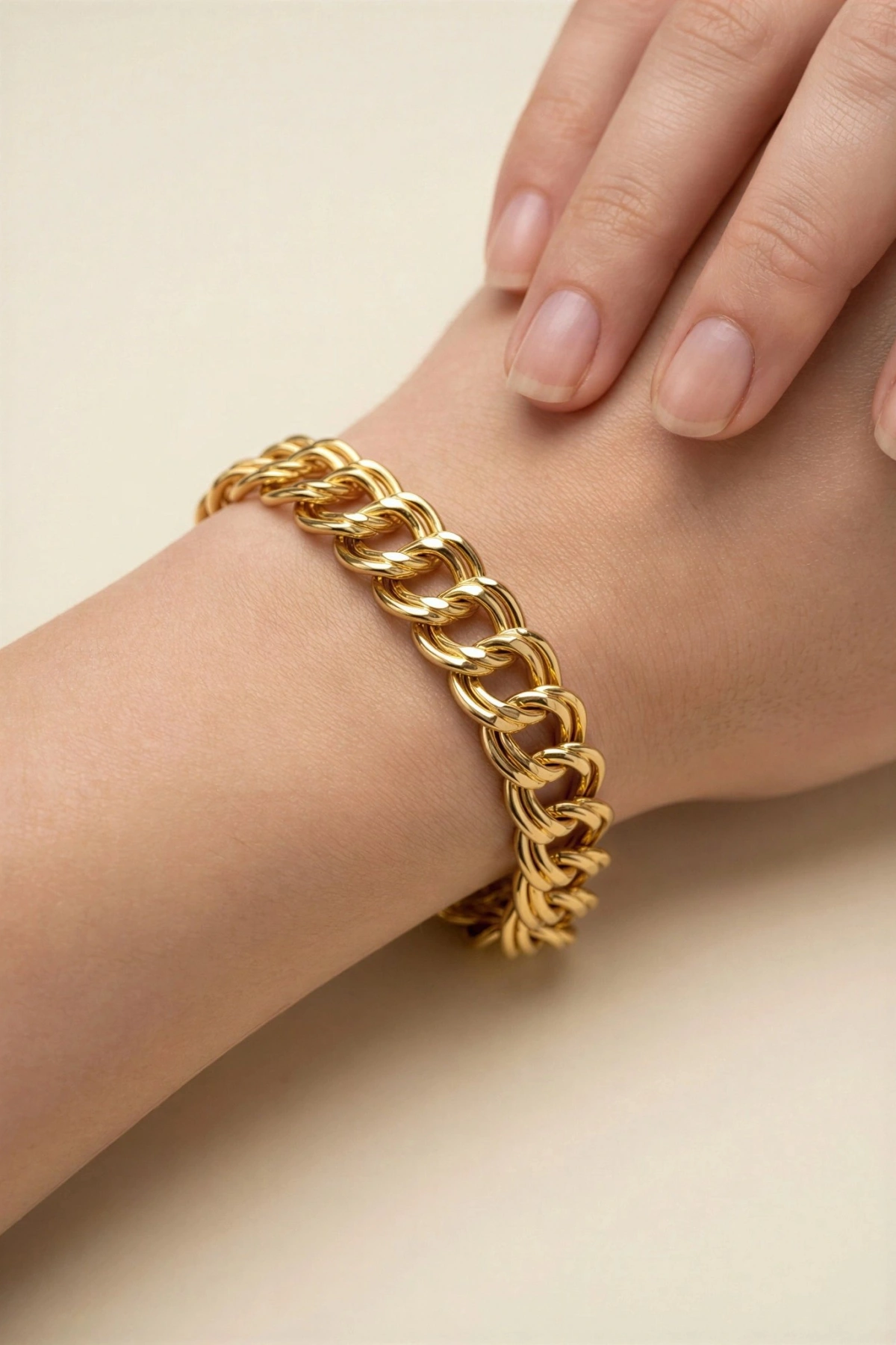 Uzay Yolu Düz Detay Gold Altın Kaplama Kuyumcu Bileklik