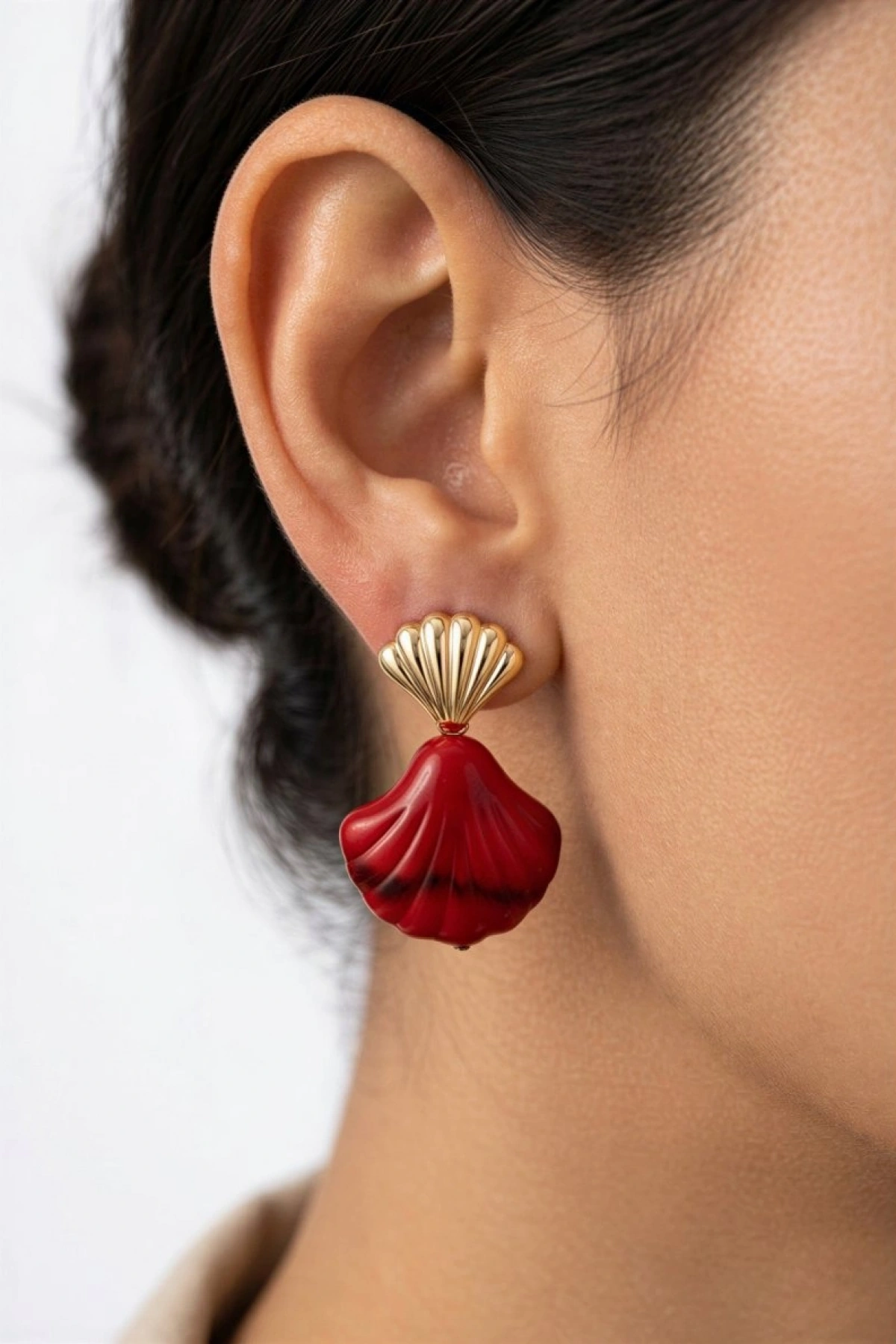 Kırmızı İstiridye Model Gold Altın Kaplama Küpe