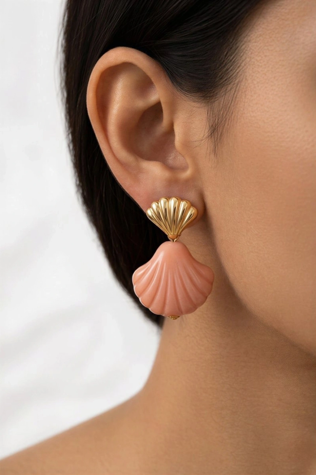 Pembe İstiridye Model Gold Altın Kaplama Küpe