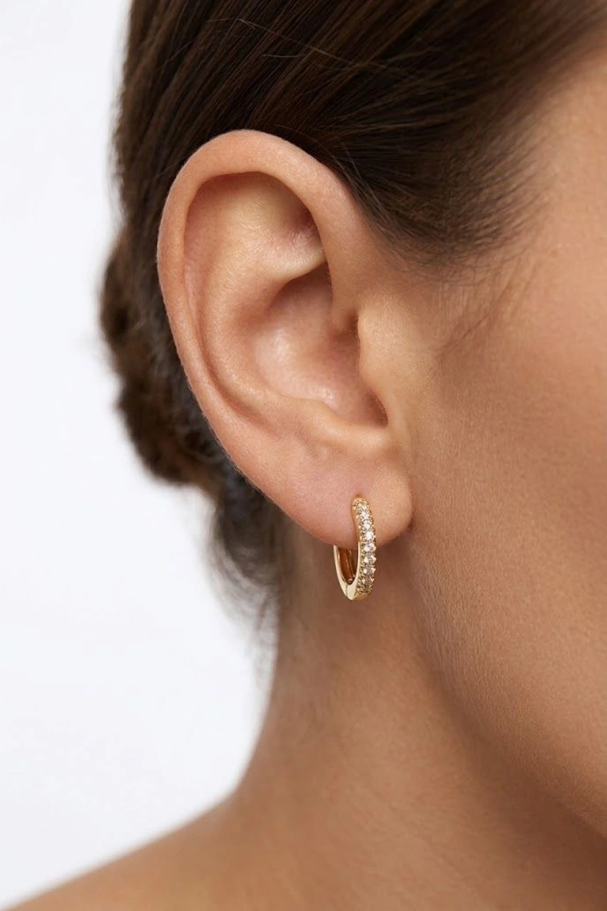 Küçük Taşlı Model Gold Altın Kaplama Küpe