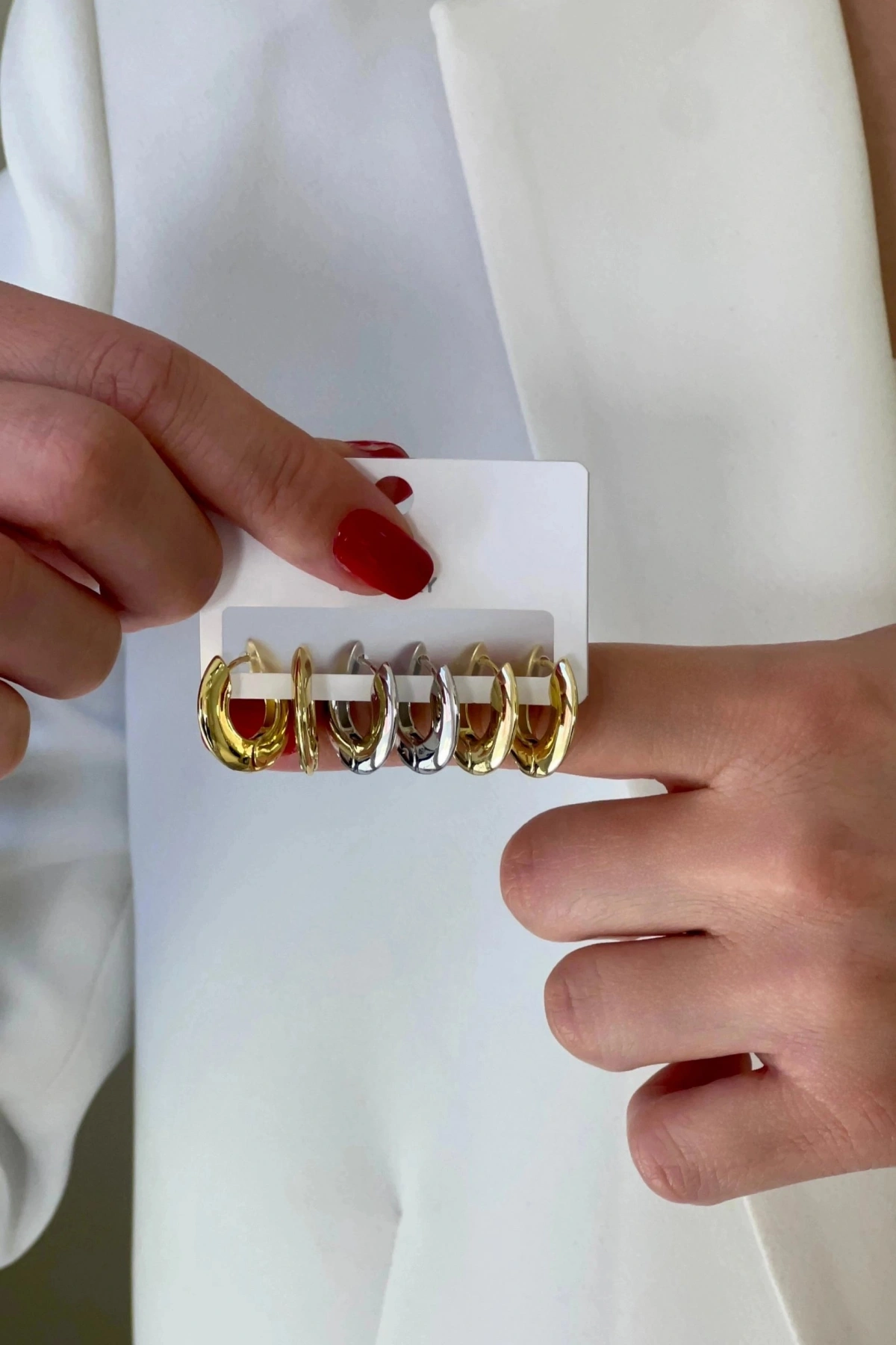 Üç Renk Halka Model Altılı Gold Altın Kaplama Çoklu Küpe