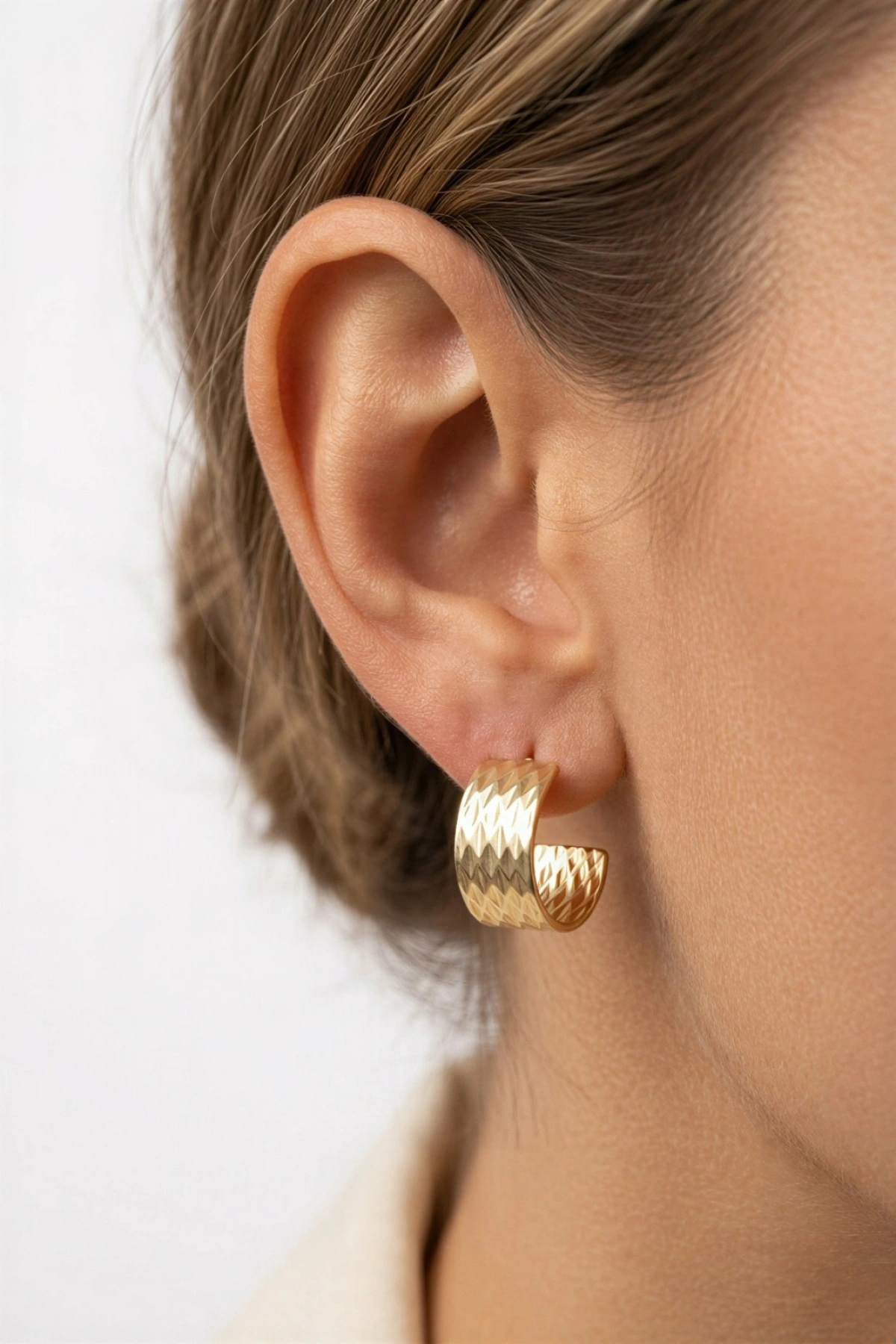 Dövme Ezik Model Altın Kaplama Küpe