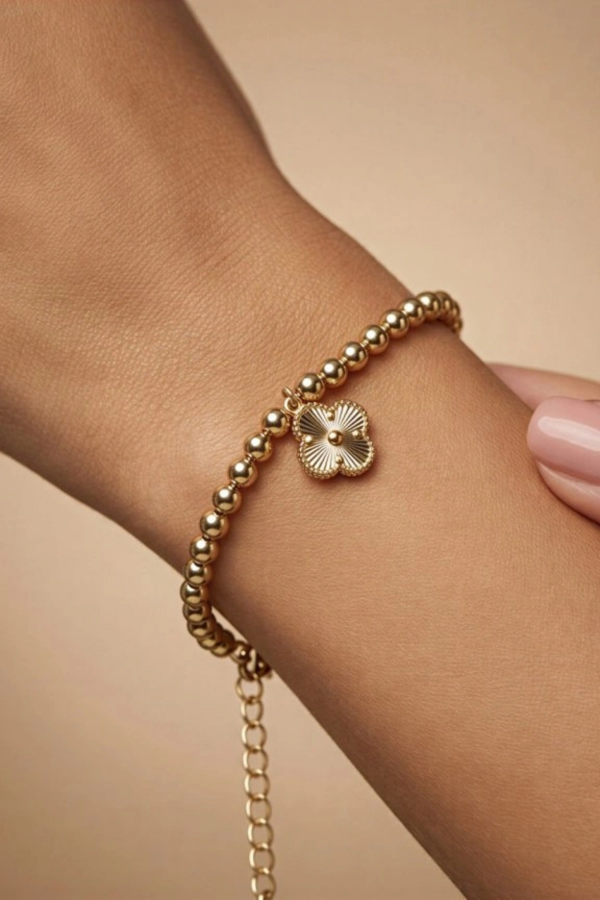 Dorika Zincir Yonca Model Gold Altın Kaplama Bileklik