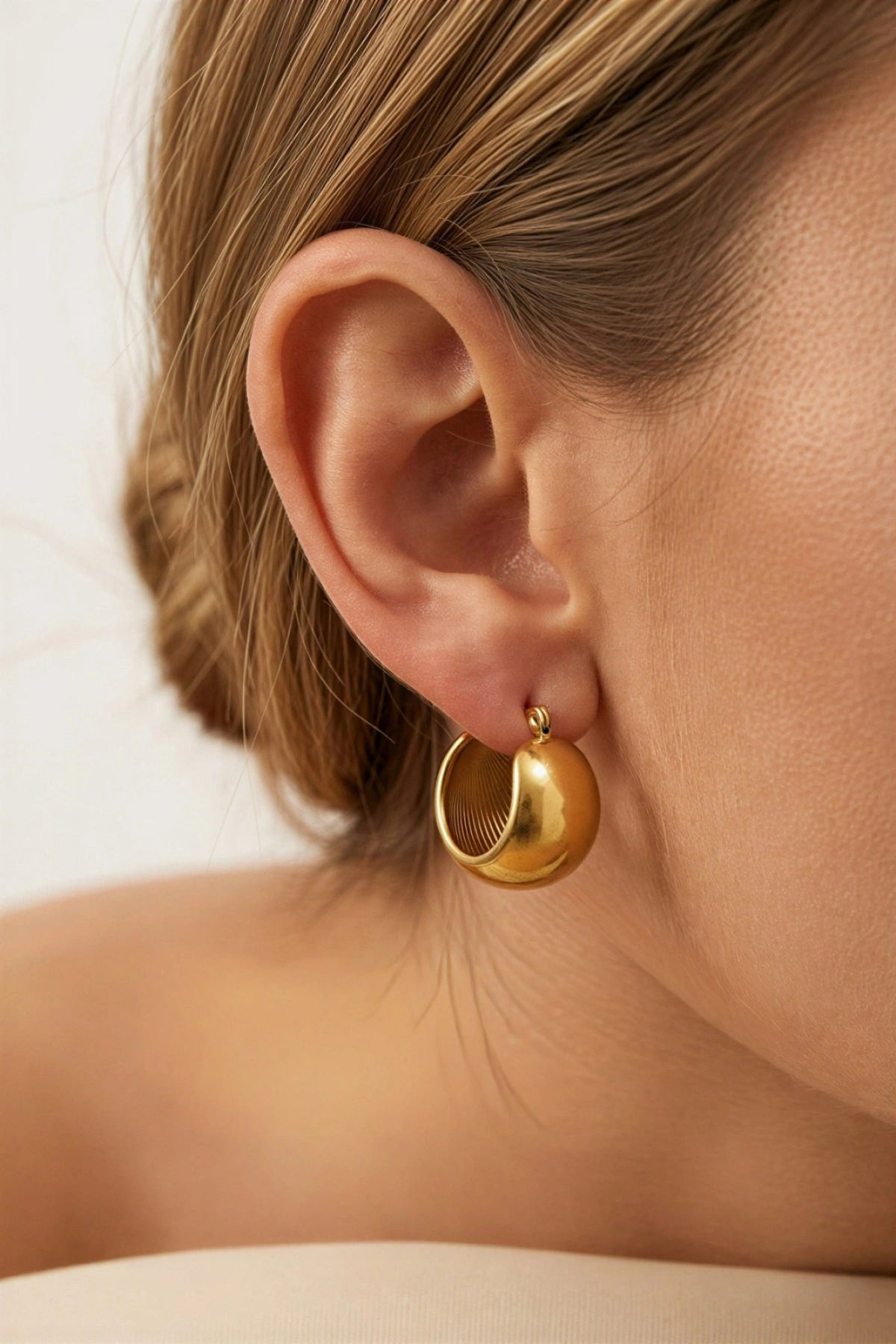 Done Model Gold Altın Kaplama Çelik Küpe