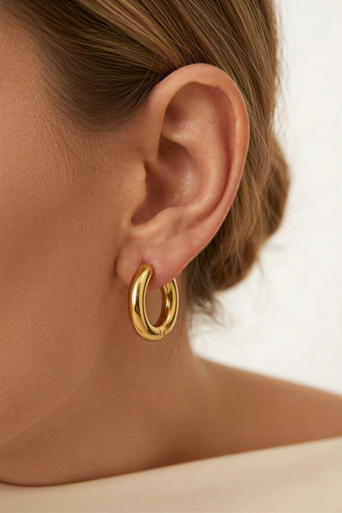 Boru Model Küçük Gold Çelik Altın Kaplama Küpe