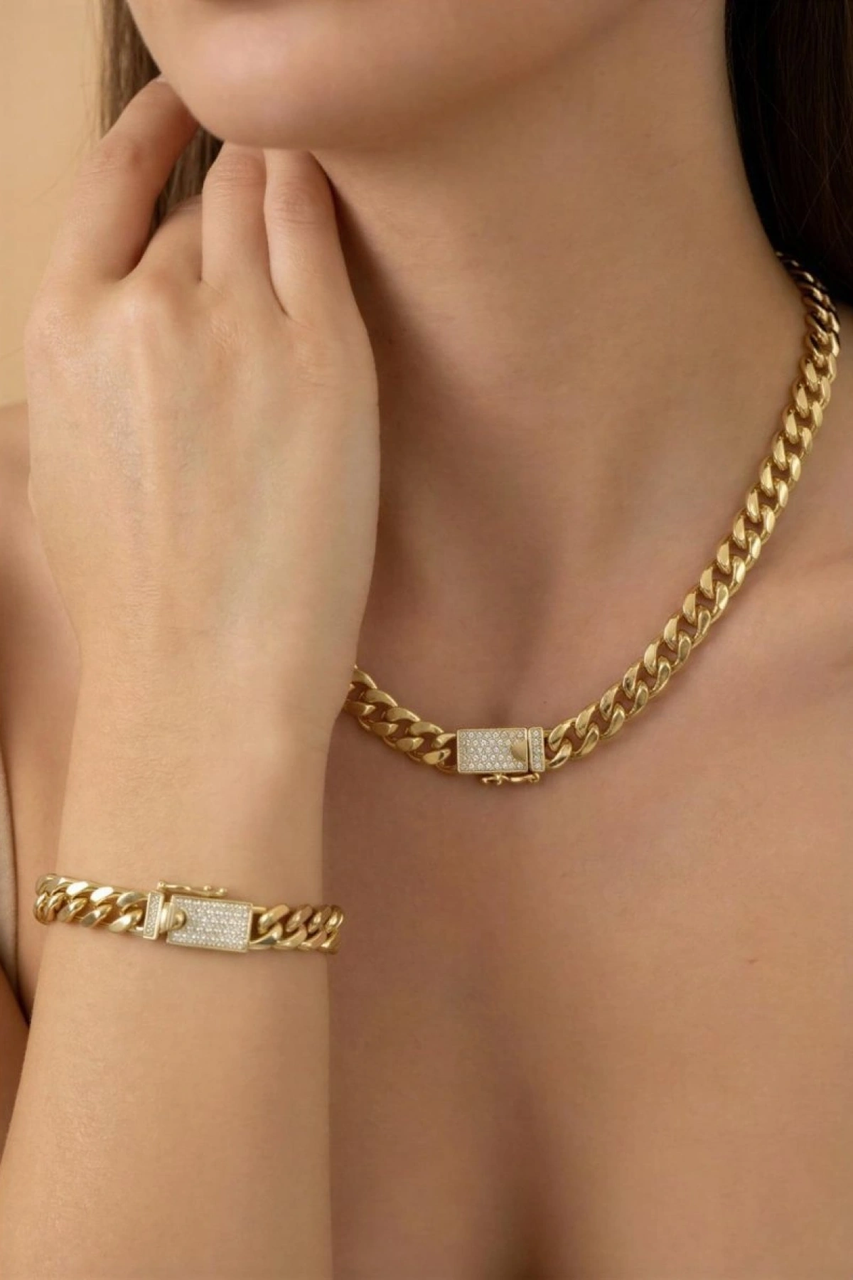 Gurmet Ezik Bağlı Set Model Taş Detay Klips Gold Altın Kaplama Bileklik