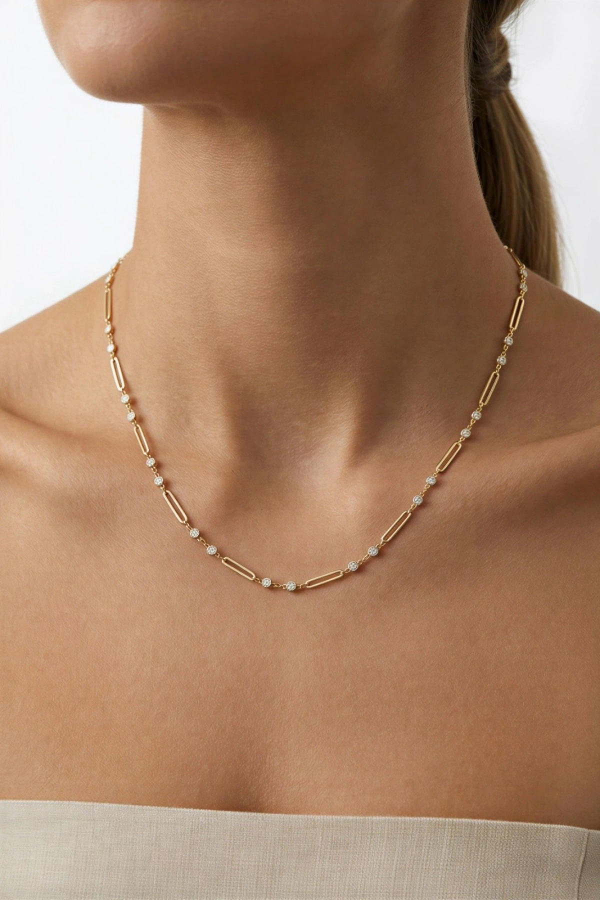 Ataç Zincir Detay Taş Model Gold Altın Kaplama Kolye