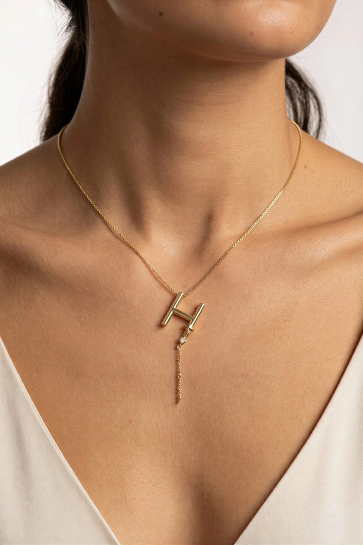 Sallantı Model H Harf Detay Gold Altın Kaplama Kolye