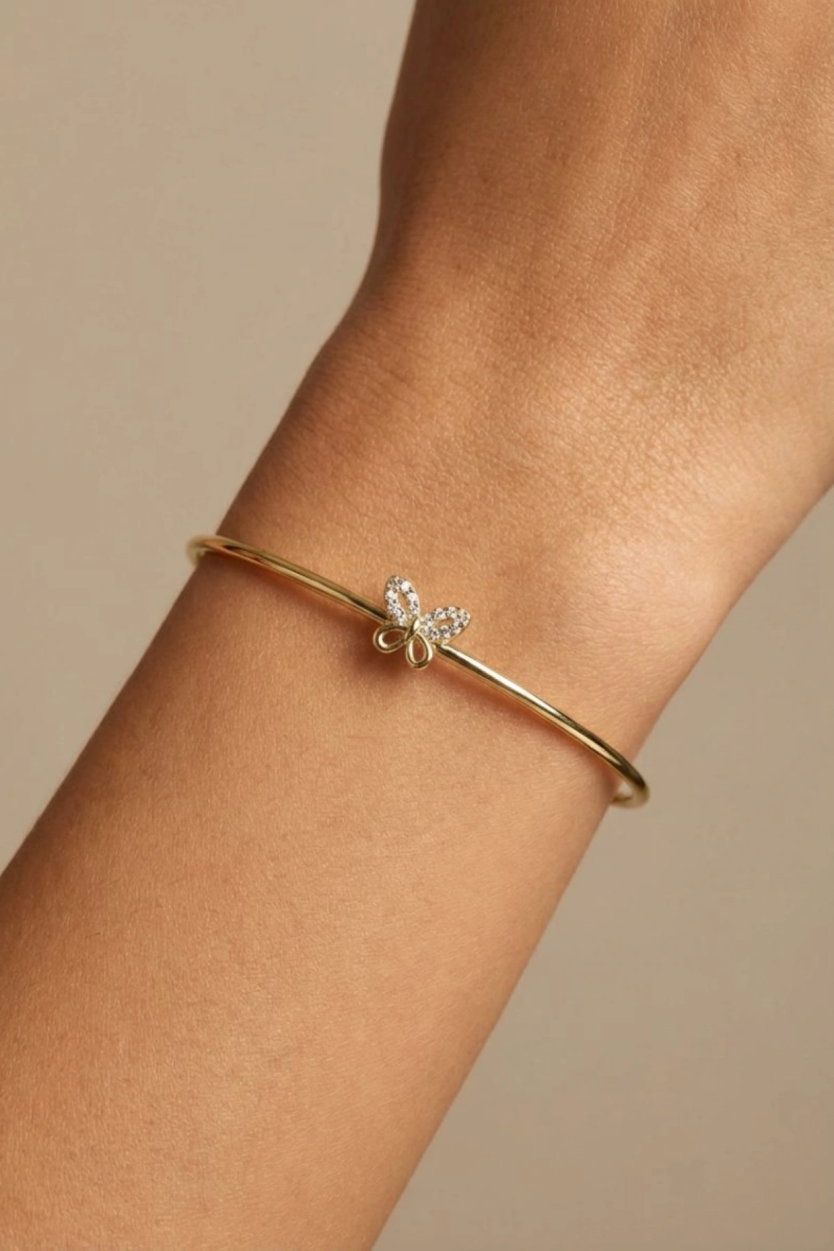 Yay Model Taşlı Kelebek Detay Gold Altın Kaplama Bileklik
