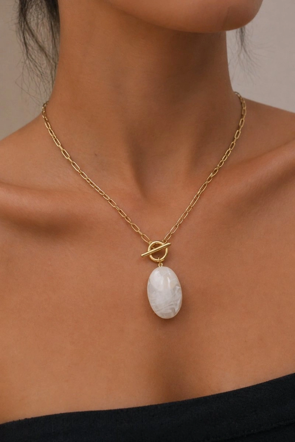 Oval Mermer Taş Model Gold Altın Kaplama Kolye