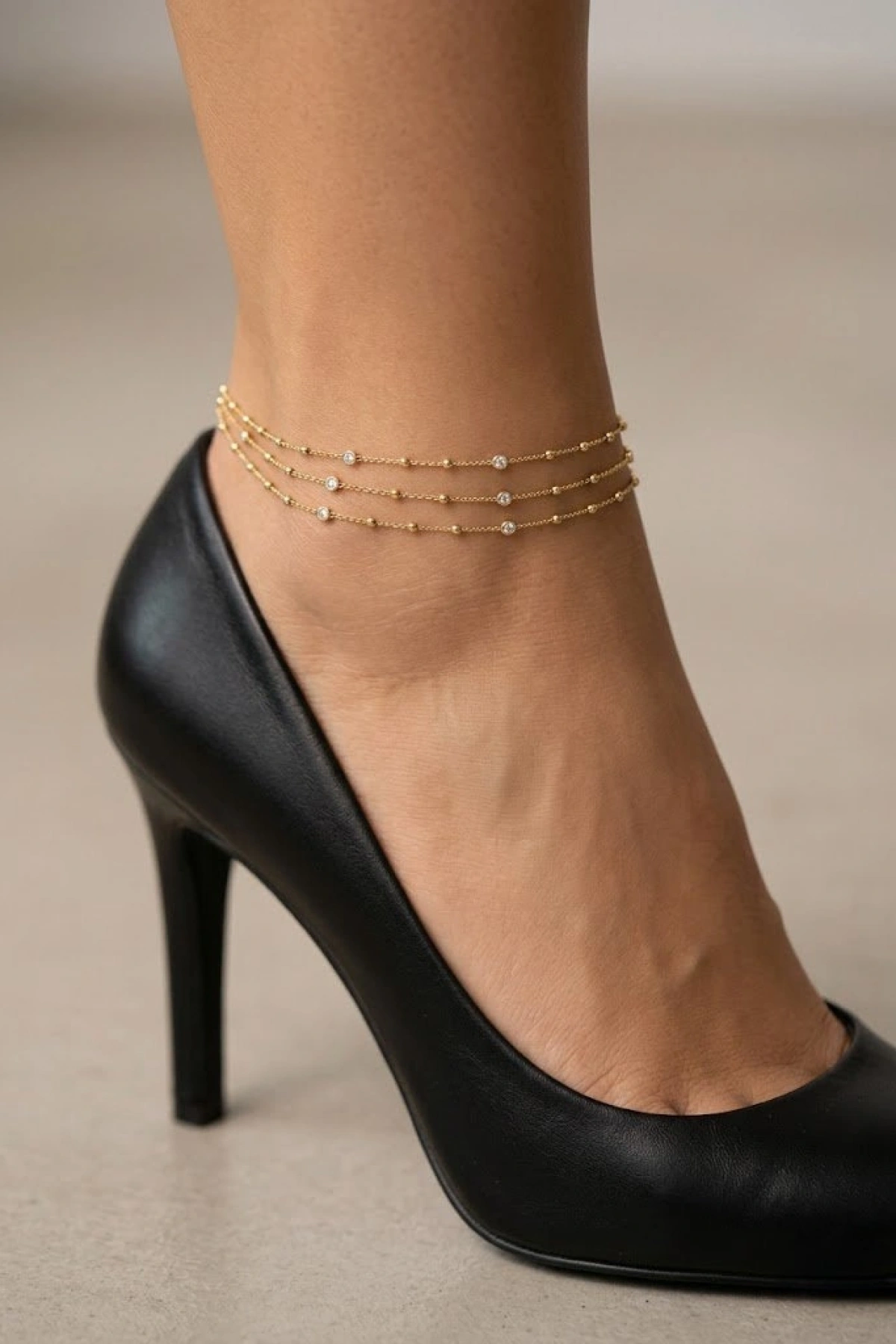 Üç Sıra Taşlı Dorika Model Gold Altın Kaplama Halhal