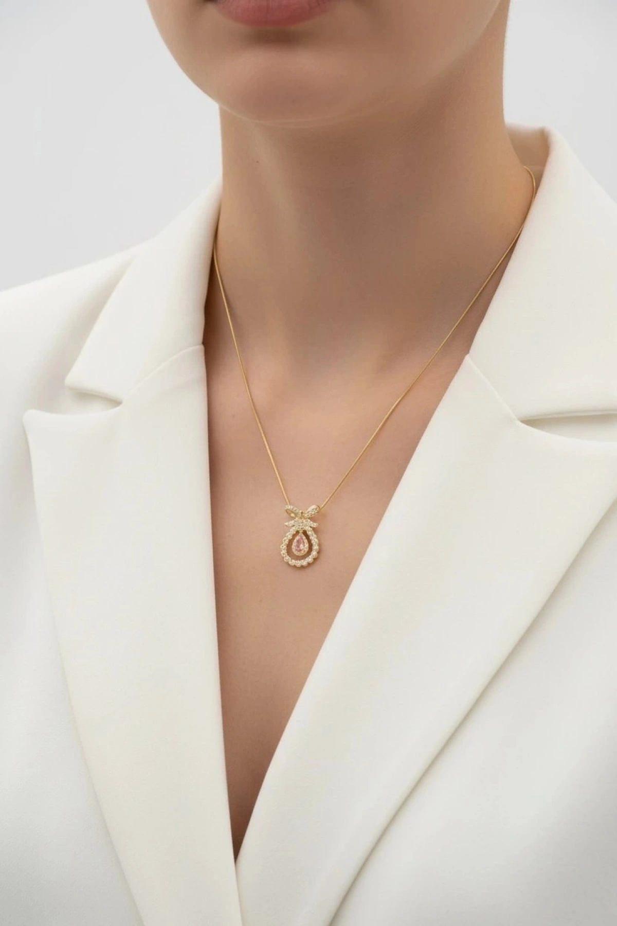 Damla Pembe Taş Detay Gold Altın Kaplama Kolye