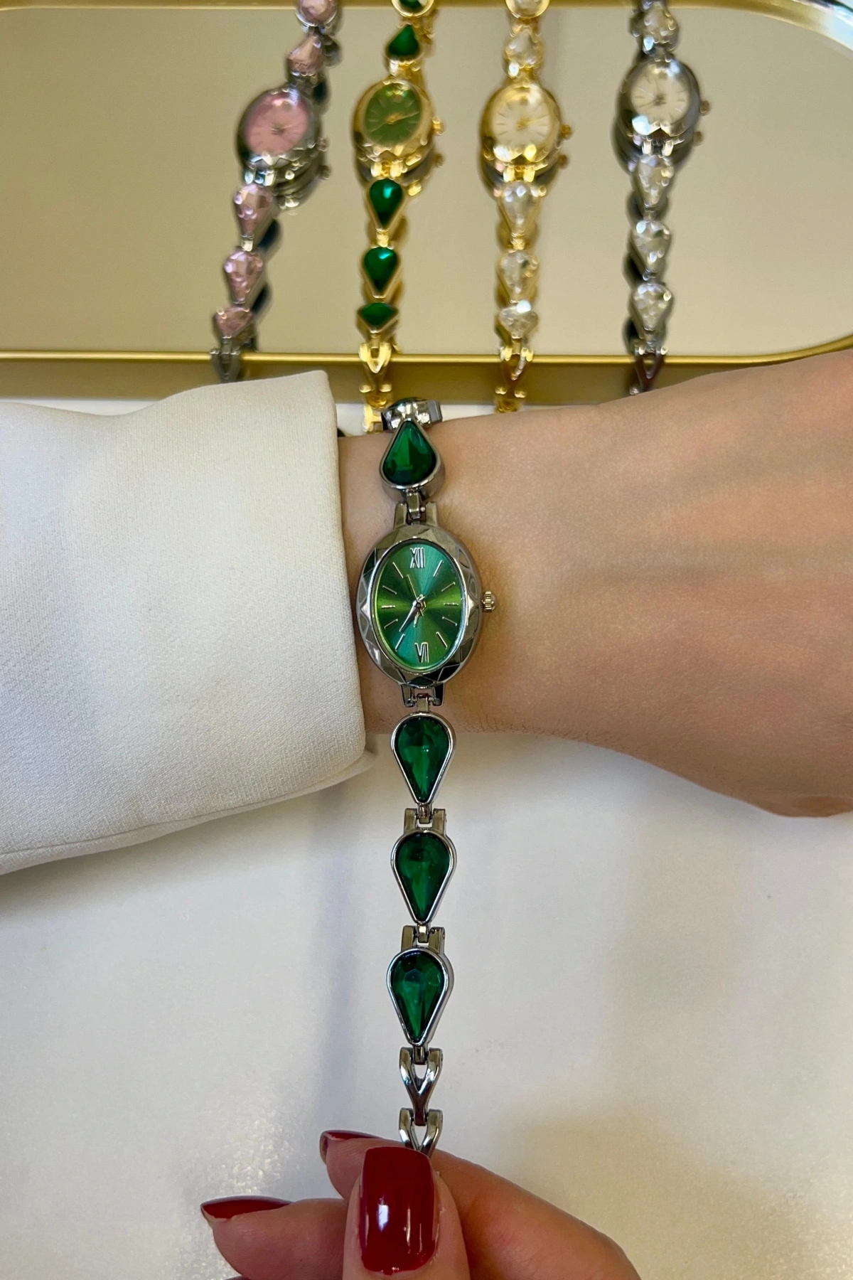 Damla Model Silver İçi Zümrüt Detay Kadın Kol Saati