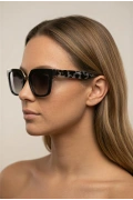 Model Kadın Güneş Gözlüğü
